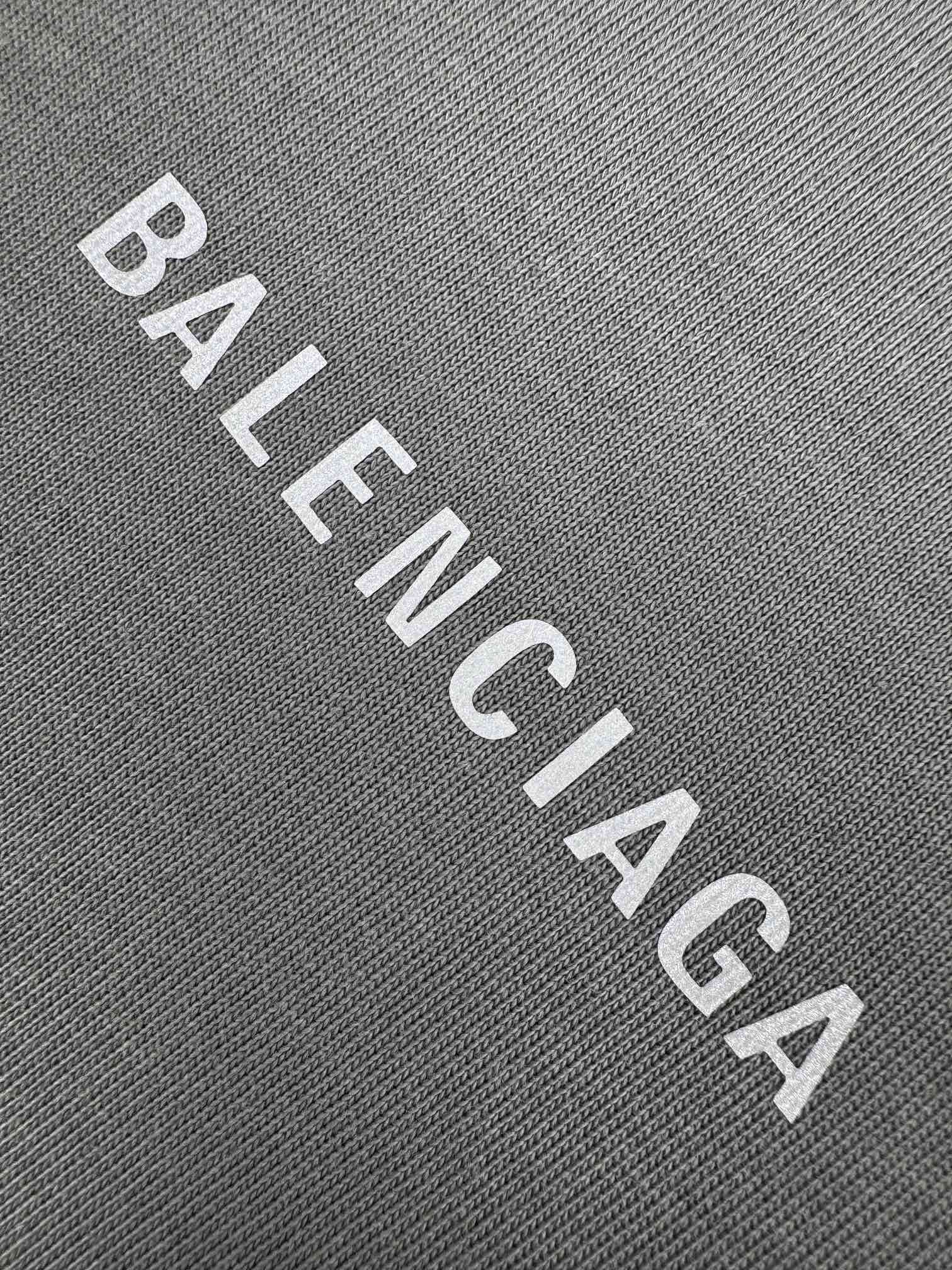 2026 New Balen Logo Reflective Short-Sleeved T-Shirt (25232-A20)