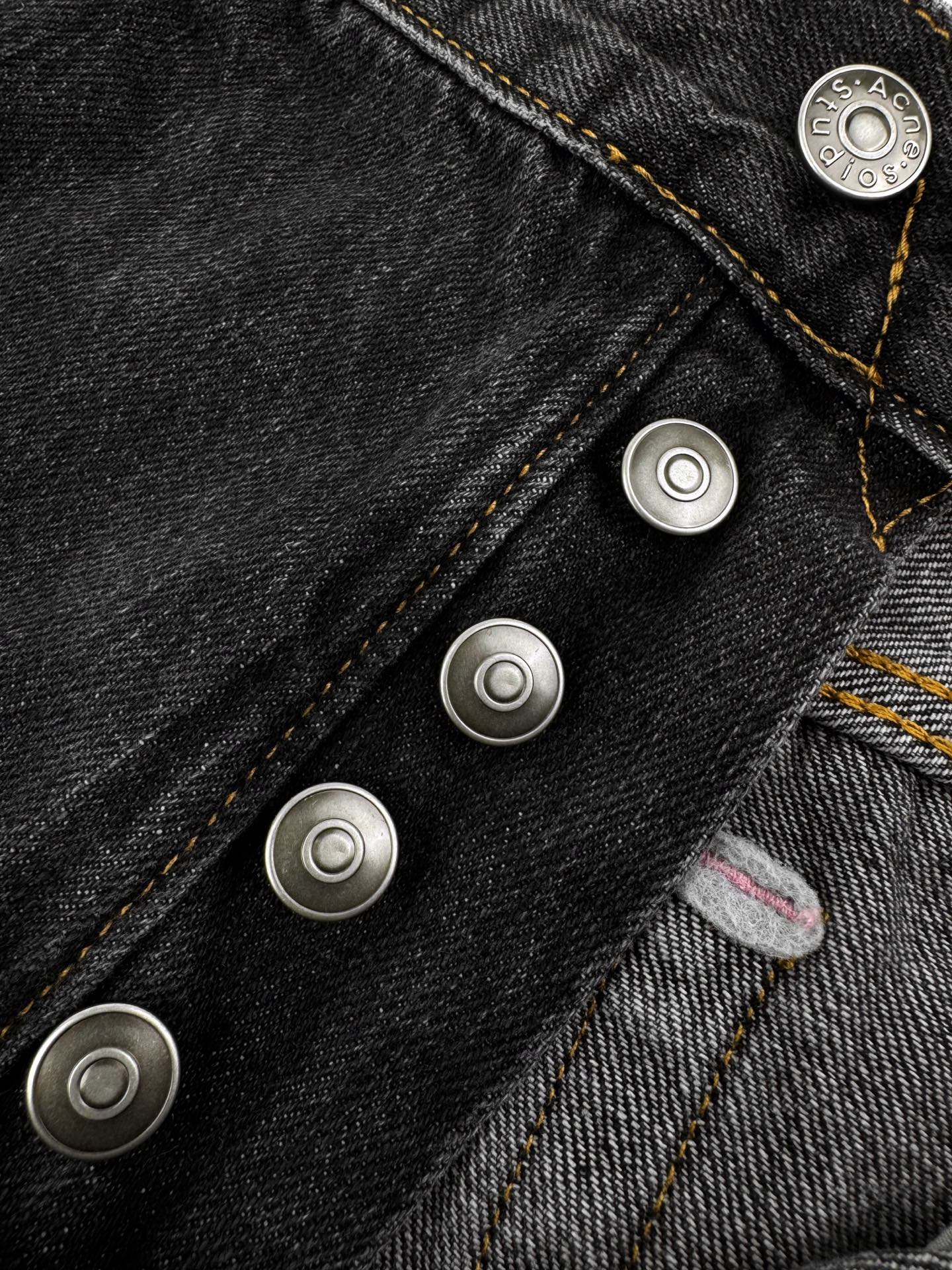 2026 New Acn Splatter-Washed Distressed Jeans (BB802-B65)