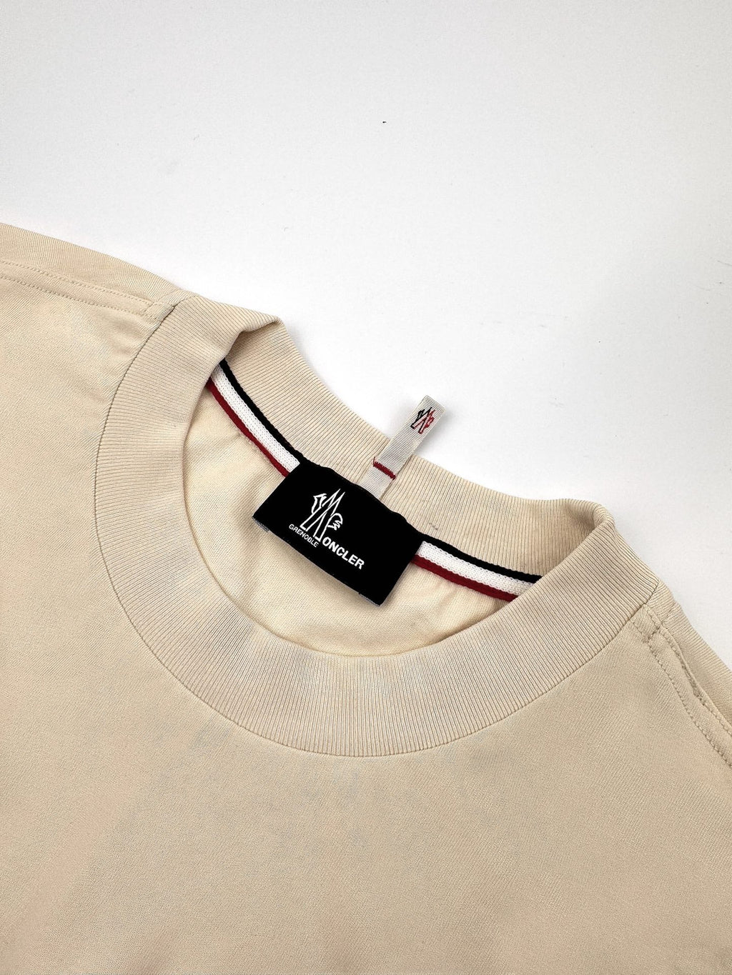 2026 New Mon Logo Pocket Short-Sleeved T-Shirt (AA572-A20)