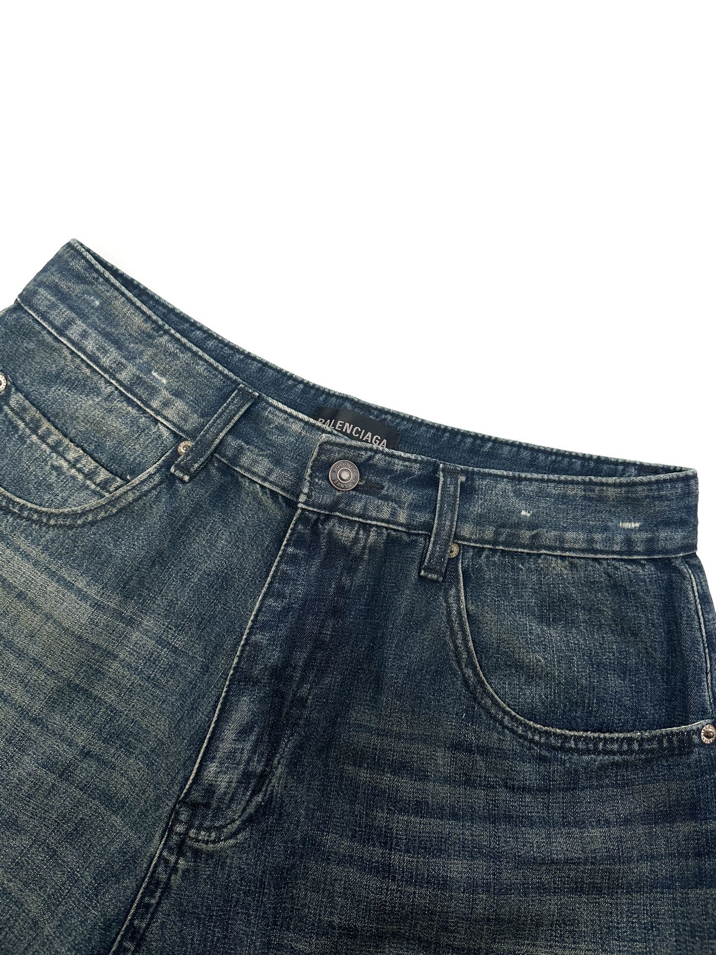 2026 New Balen Logo Distressed Long Pants (BB769-C05)