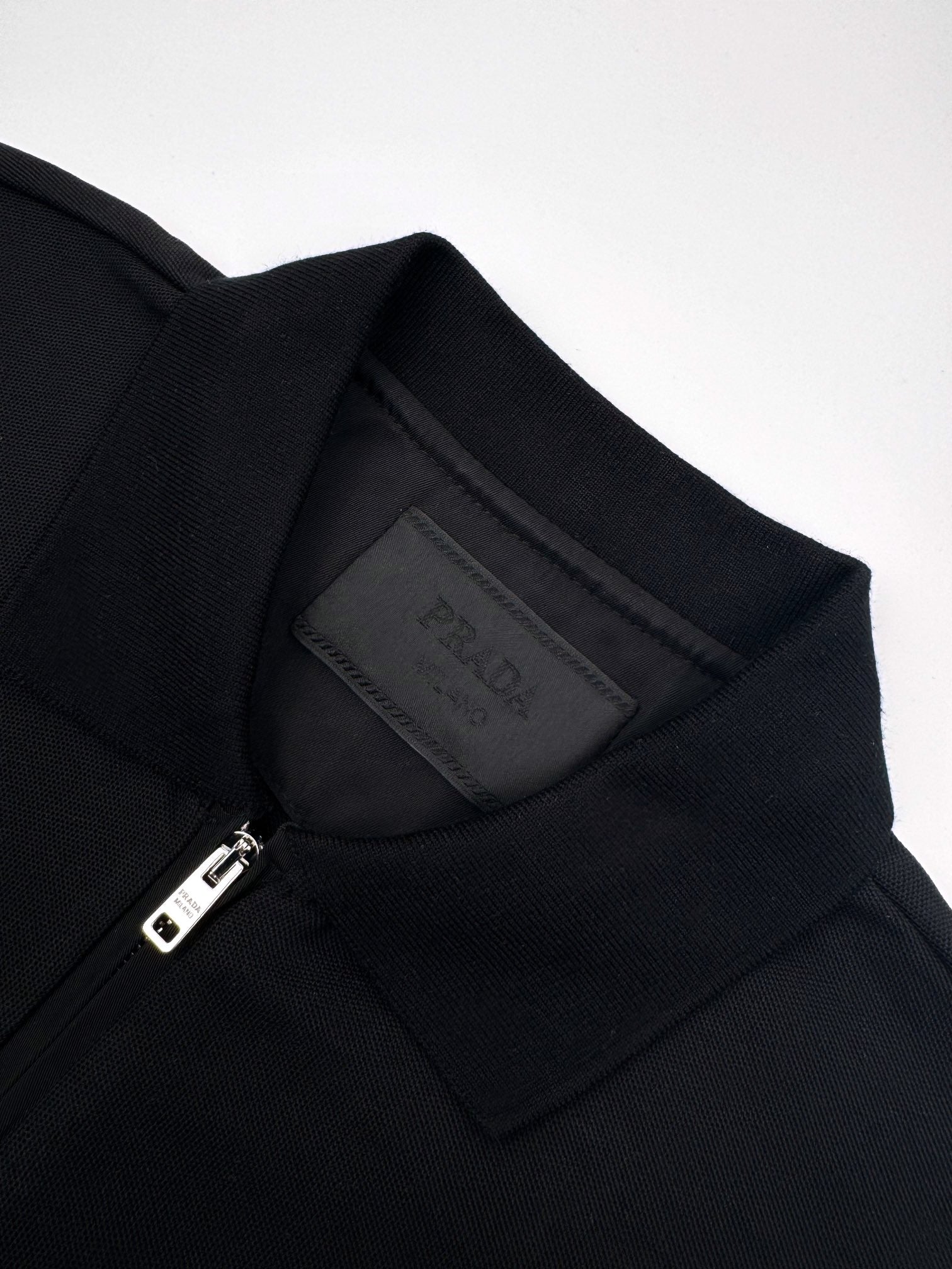 2026 New Triangle Brand Polo Shirt (25109-A40)