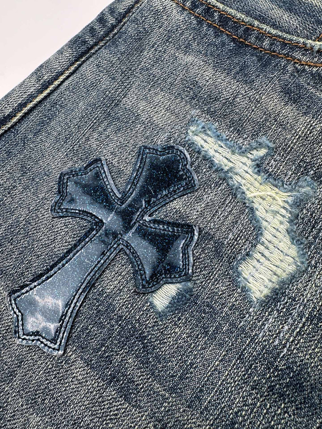 2026 New CH Cross Logo Distressed Jeans (CC963-C60)