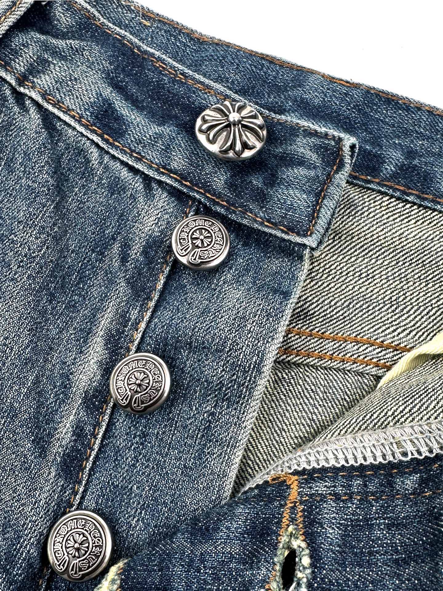 2026 New CH Cross Logo Distressed Jeans (CC963-C60)