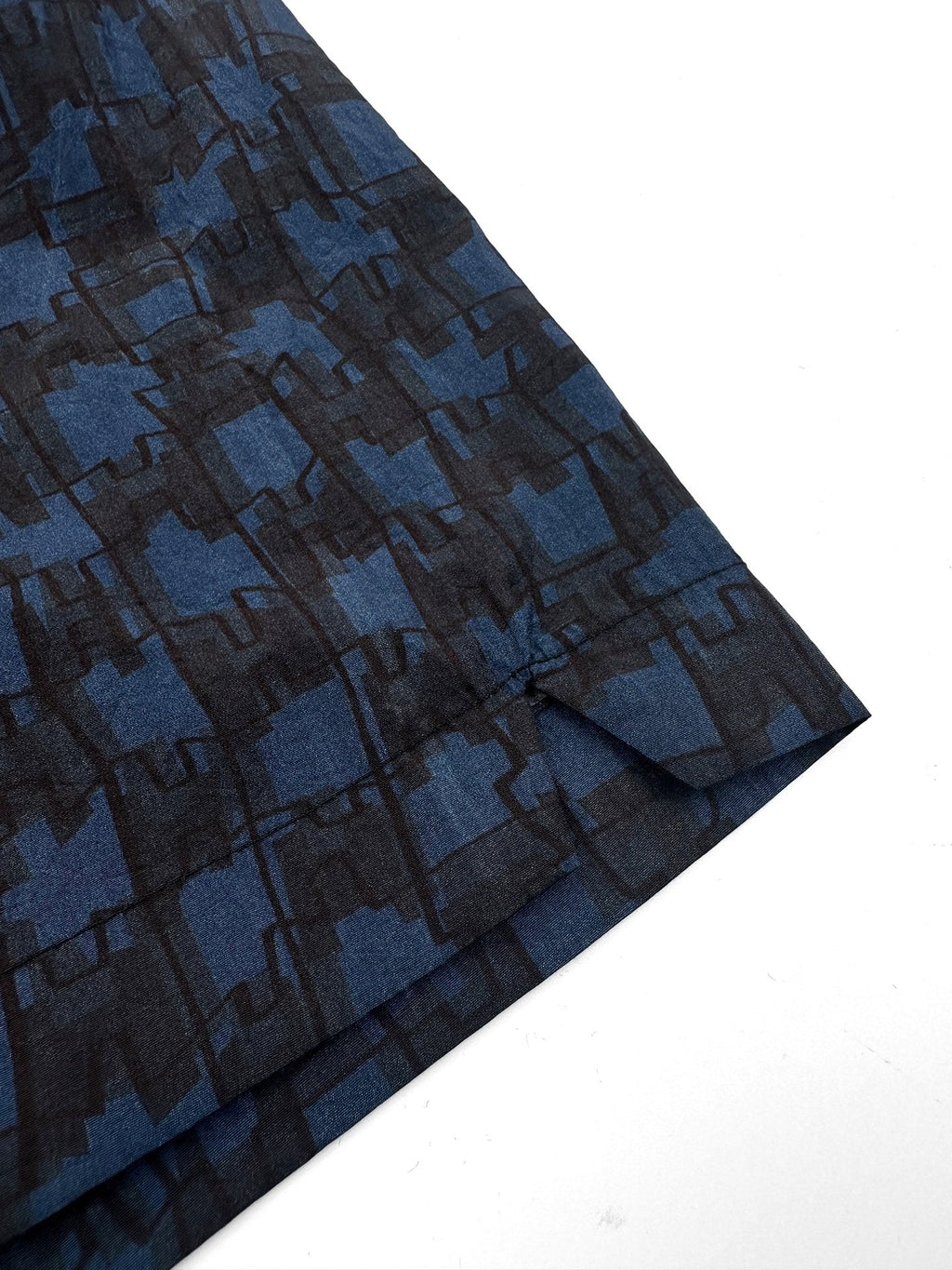 2026 New Arrival H All-Over Print Shorts (AA577-A55)