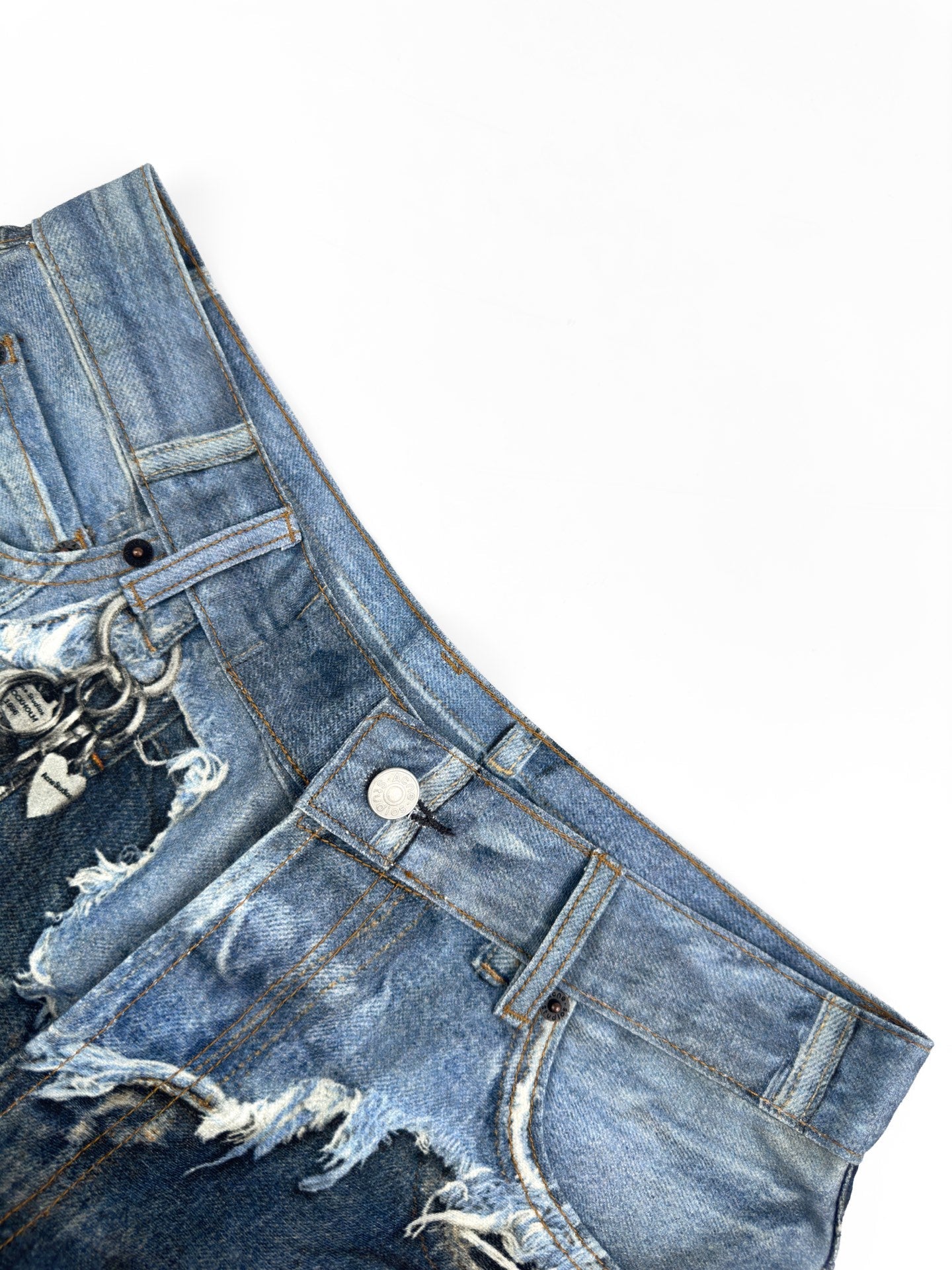 2026 New Acn Optical Illusion Print, Dyed and Distressed Denim Shorts (CC967-B45)