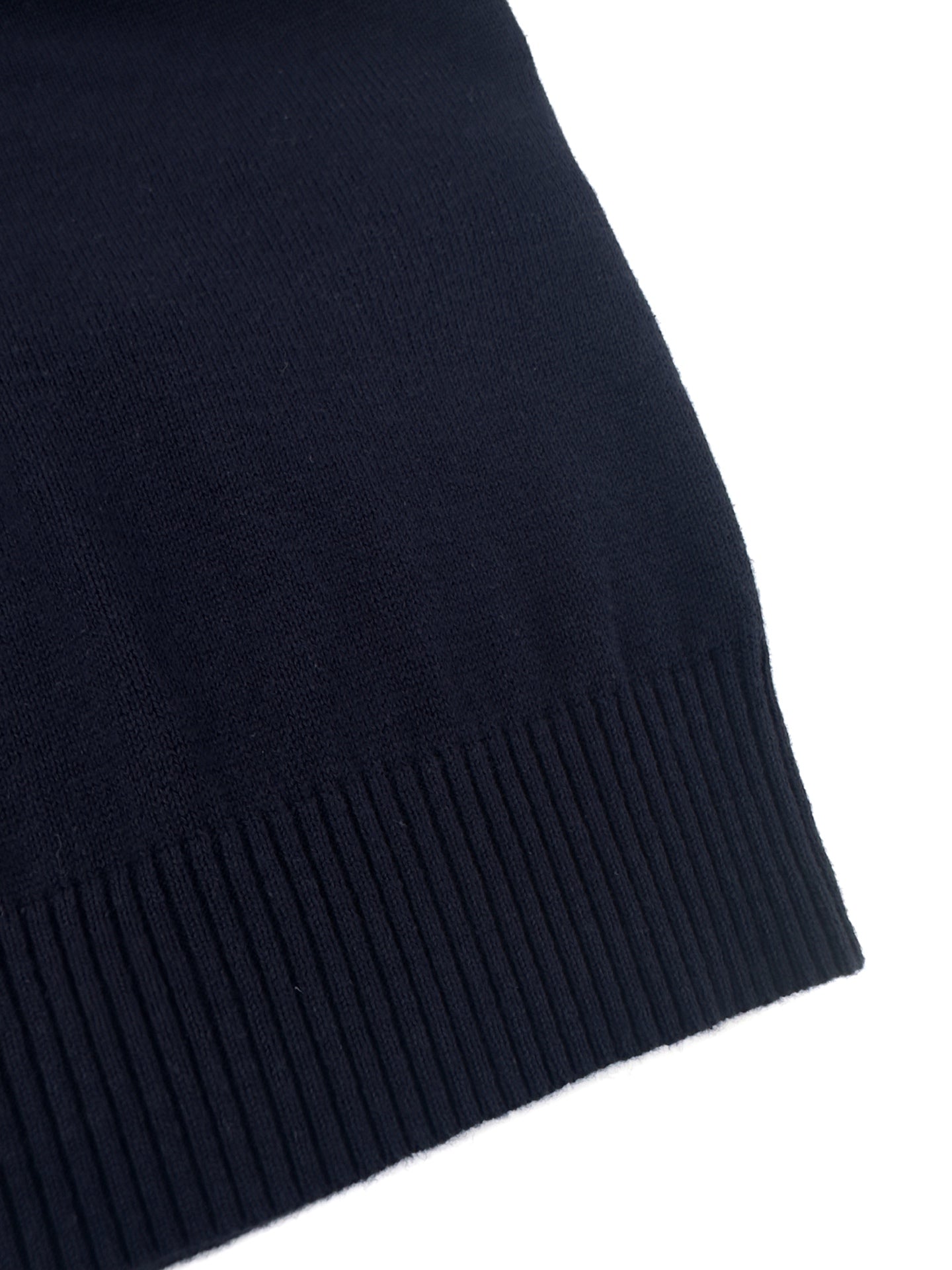 2026 New FF Logo FF Short-Sleeved Jumper (AA571-A40)