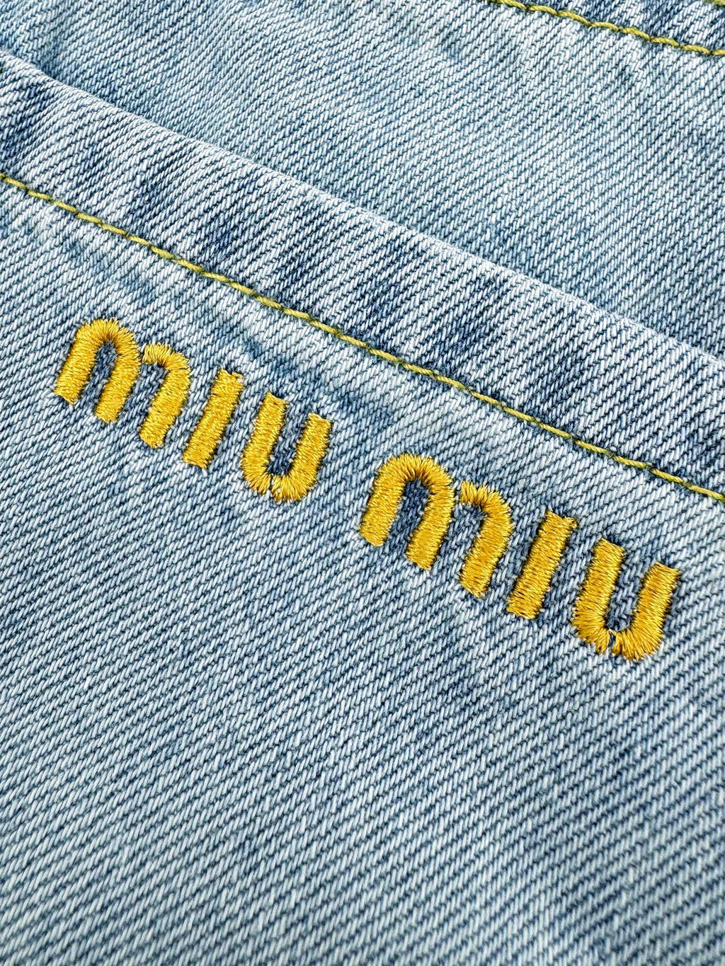 2026 Women's MM Embroidered Logo Jeans  (EE410)
