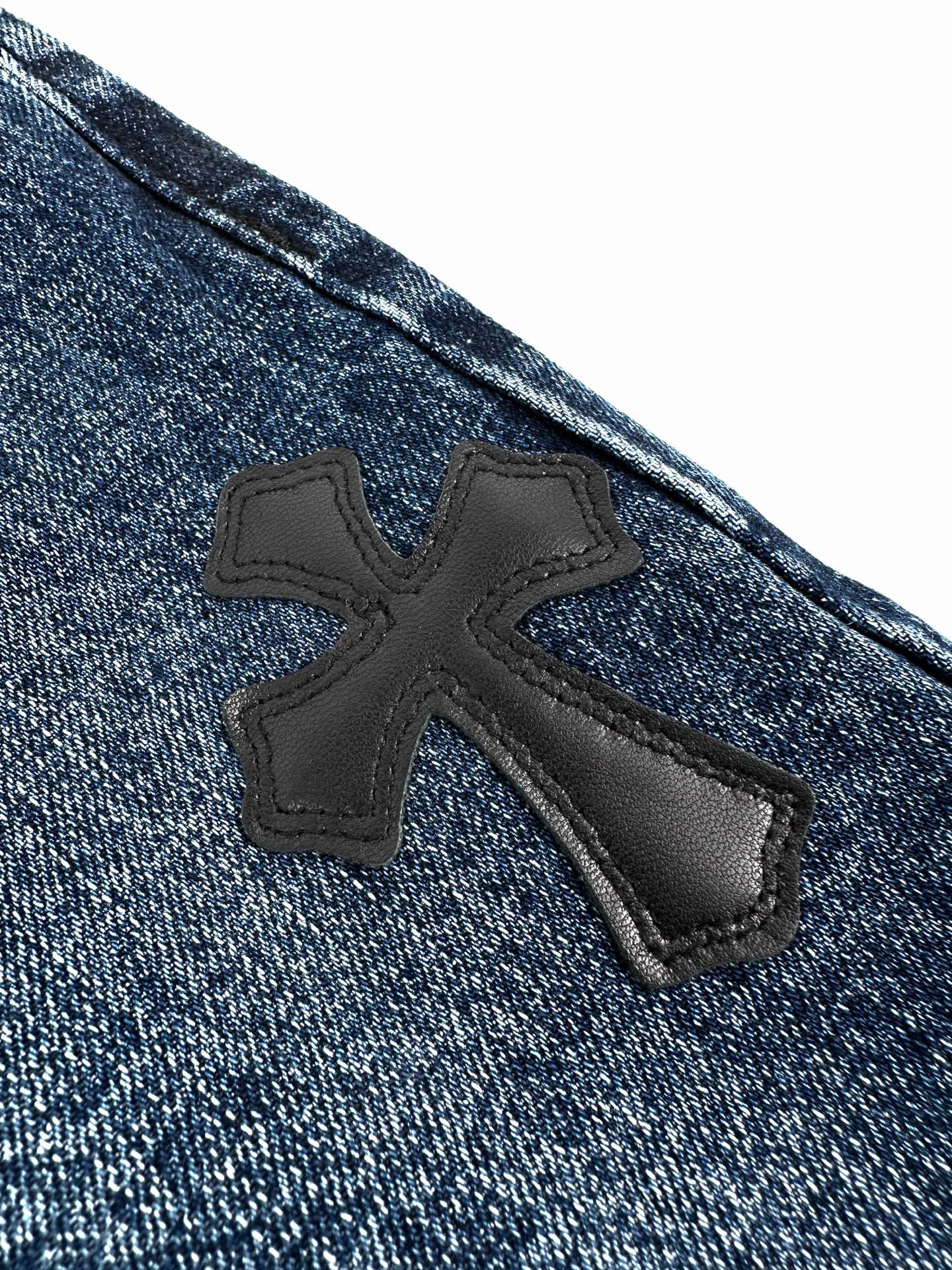 2026 Women's CH Cross Logo Denim Shorts (EE407)