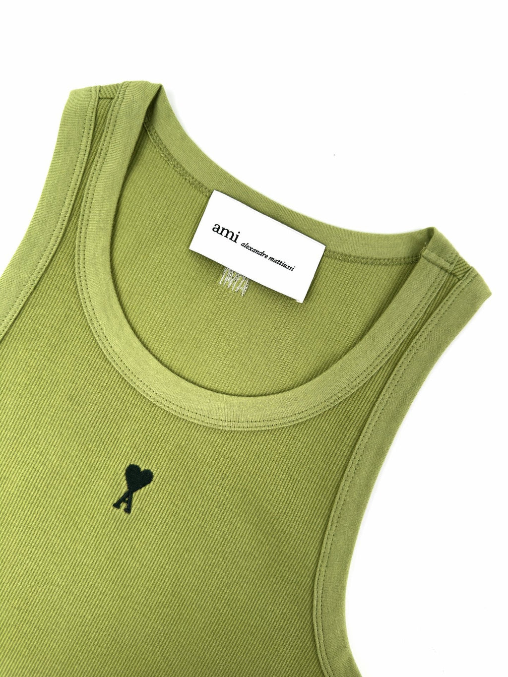 2026 Women's Heart A Embroidered Vest (DD114)