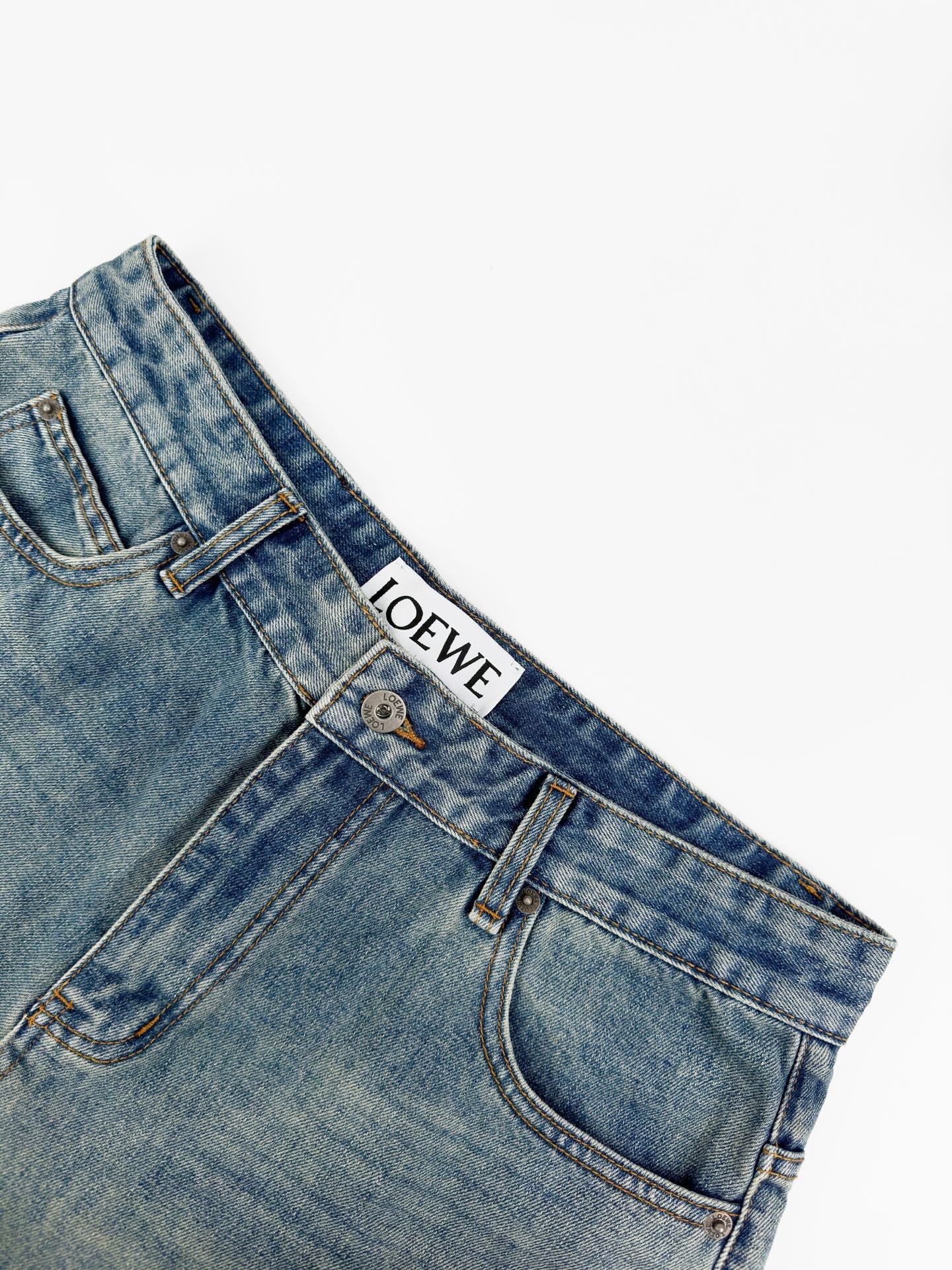 2026 Women's Way Embroidered Leather-Tagged Jeans (EE414)