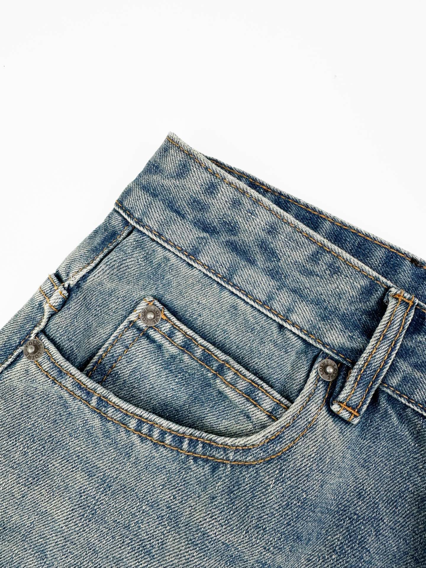 2026 Women's Way Embroidered Leather-Tagged Jeans (EE414)