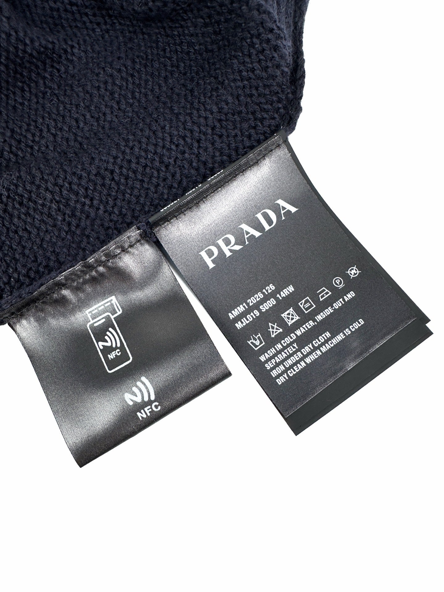 2026 Women's Triangle Brand Short-Sleeved Jumper with Triangle Logo (DD102)