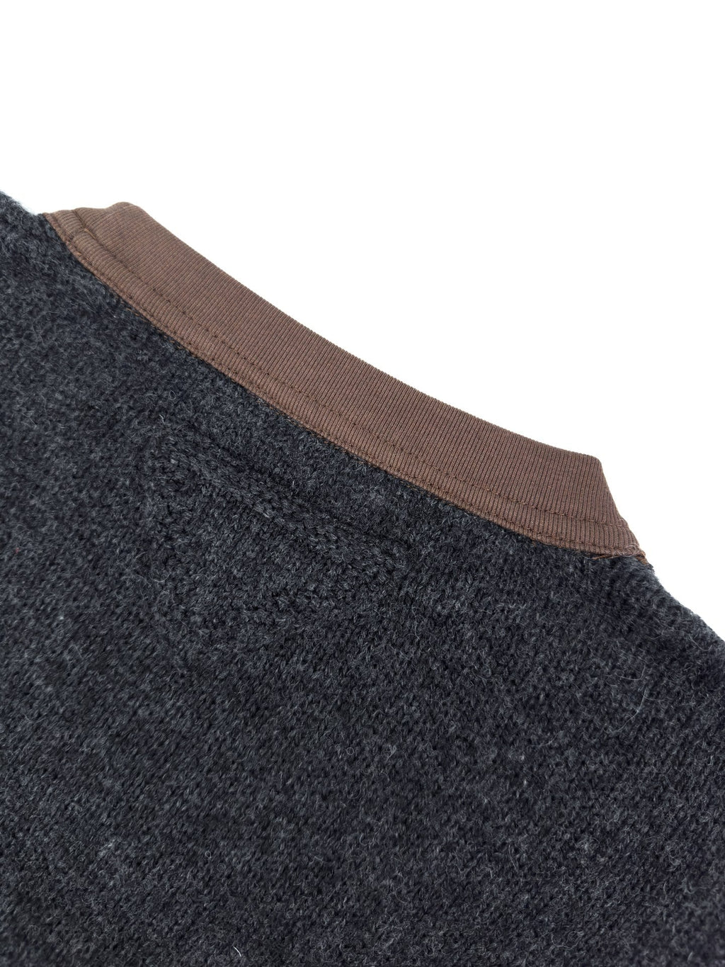2026 New Triangle Brand Short-Sleeved Sweater with Triangle Logo (AA569-A50)