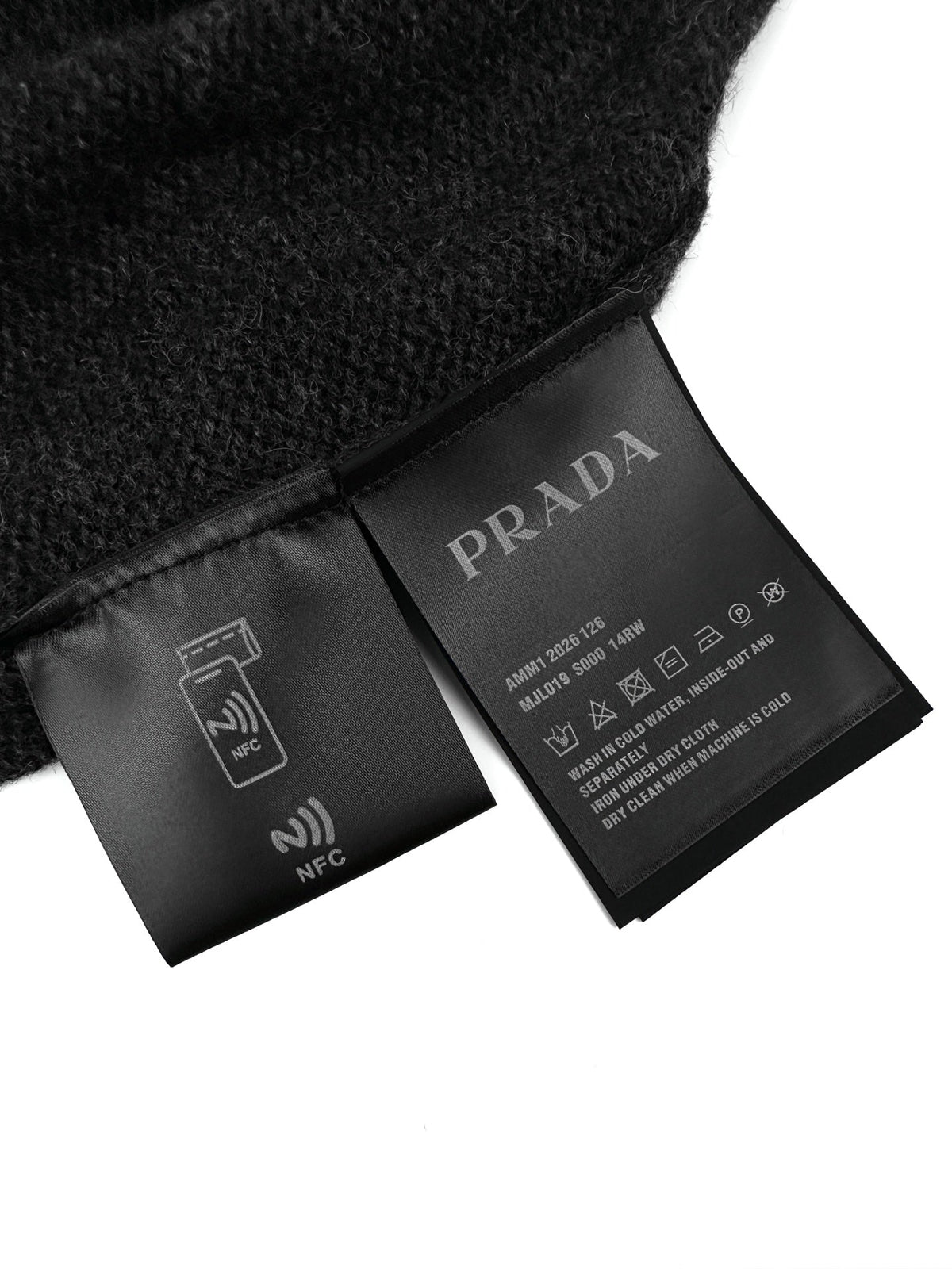 2026 New Triangle Brand Short-Sleeved Sweater with Triangle Logo (AA569-A50)