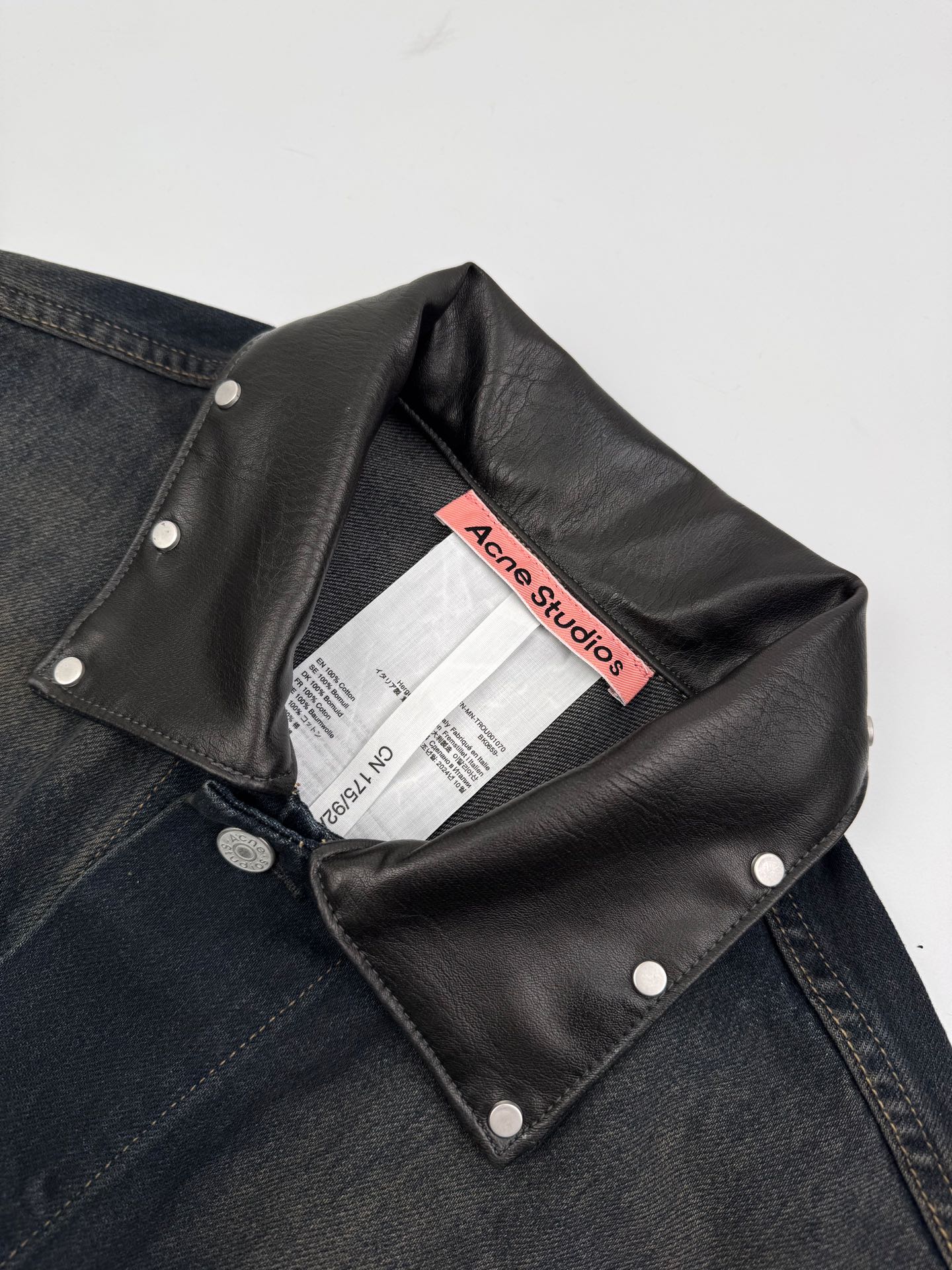 2026 New Acn Embroidered Denim Jacket (MM081-C20)