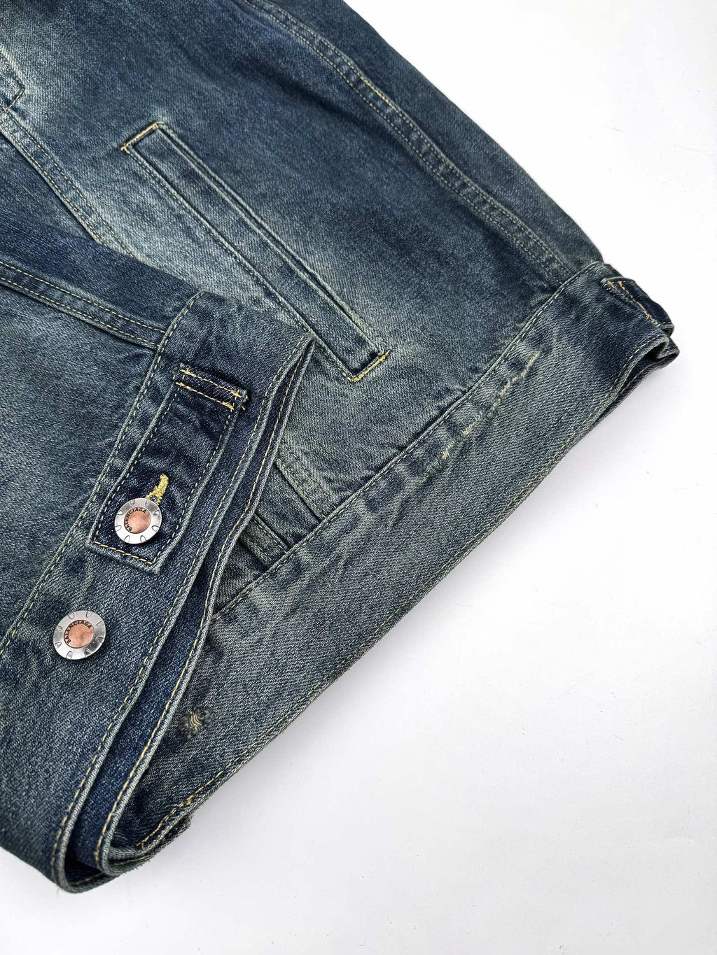 2026 New Balen CUT-UP Denim Jacket (MM078-C40)