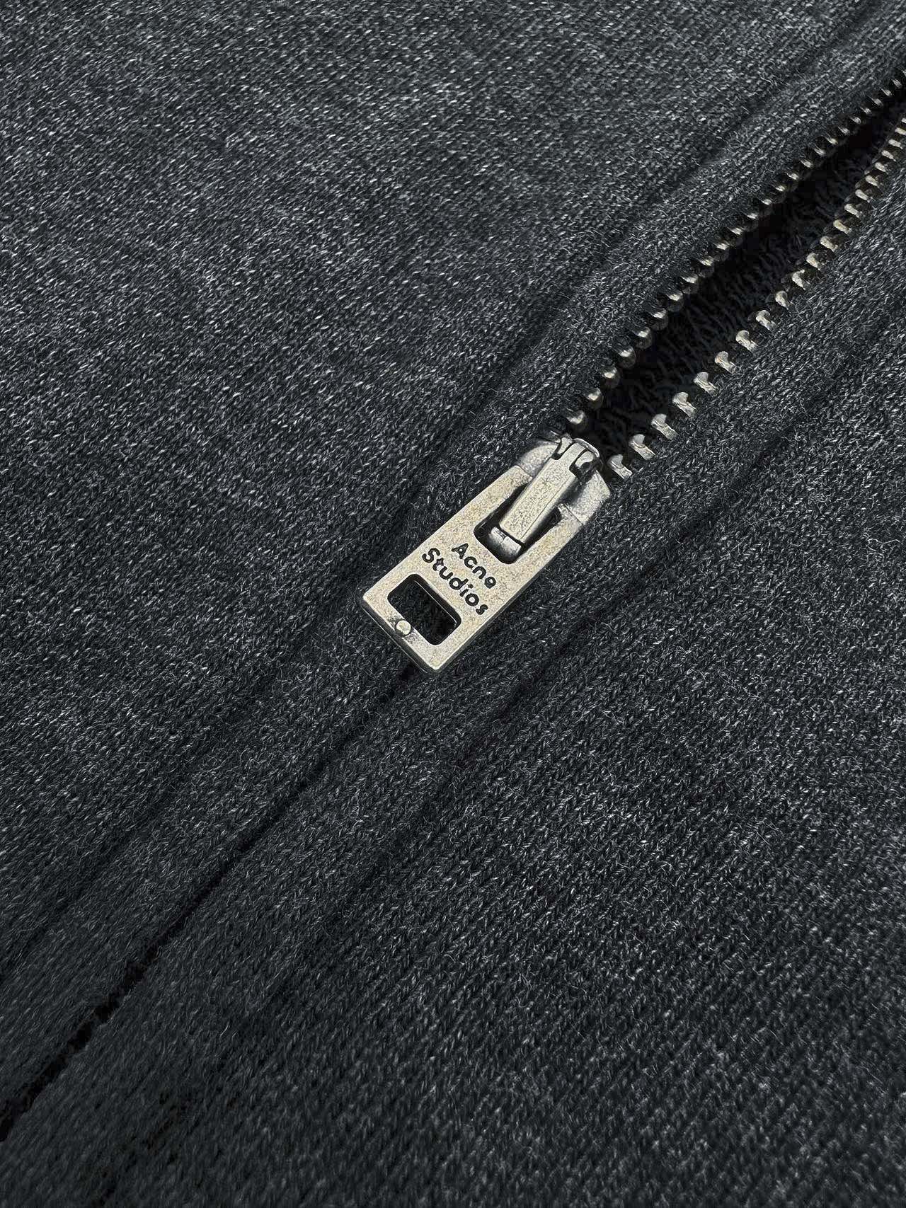 2026 New Acn Distressed Logo Zip-Up Jacket with Holes (25303-B75)