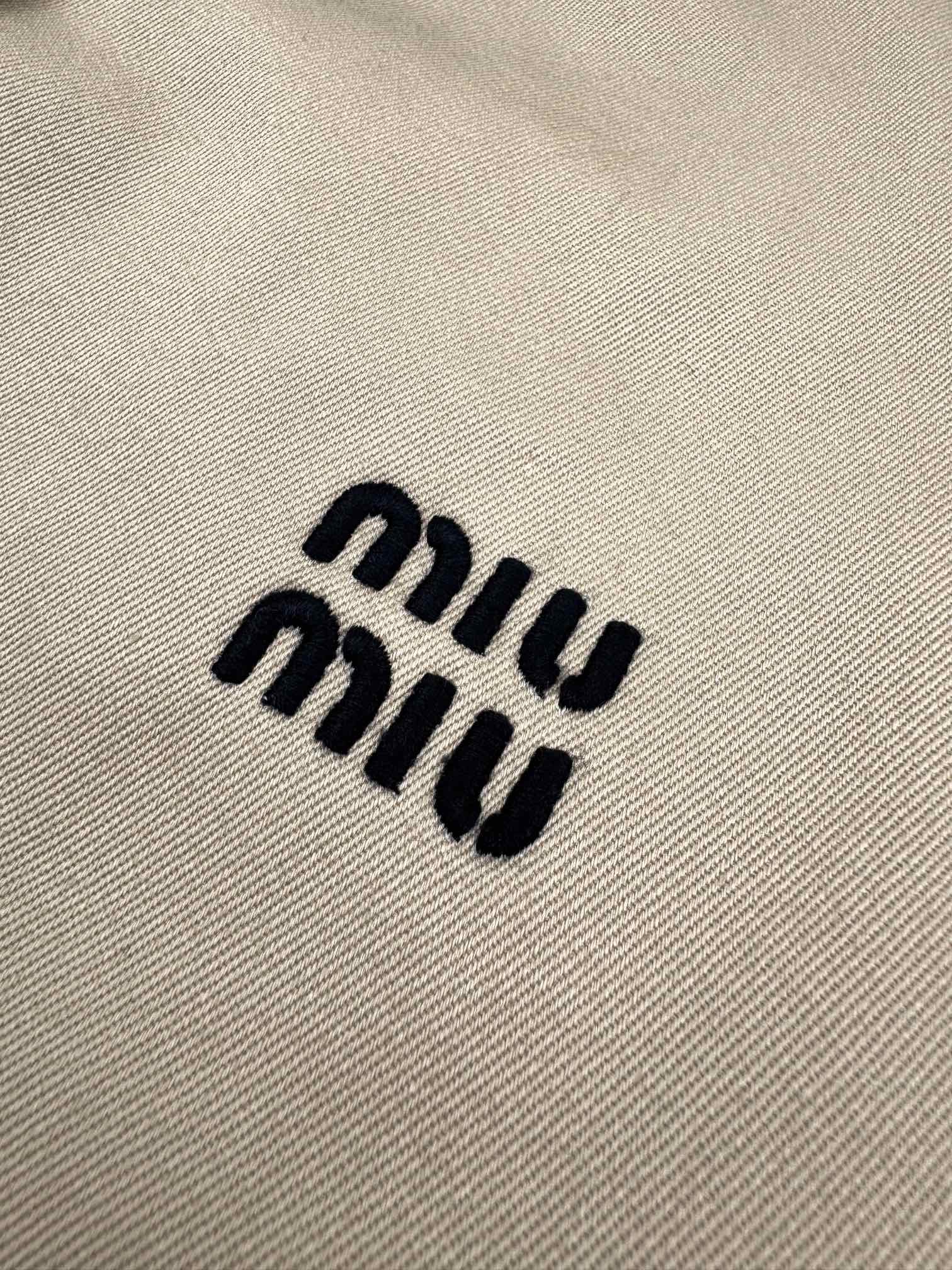 2026 New MM Embroidered Button-Up Jacket (25250-C25)