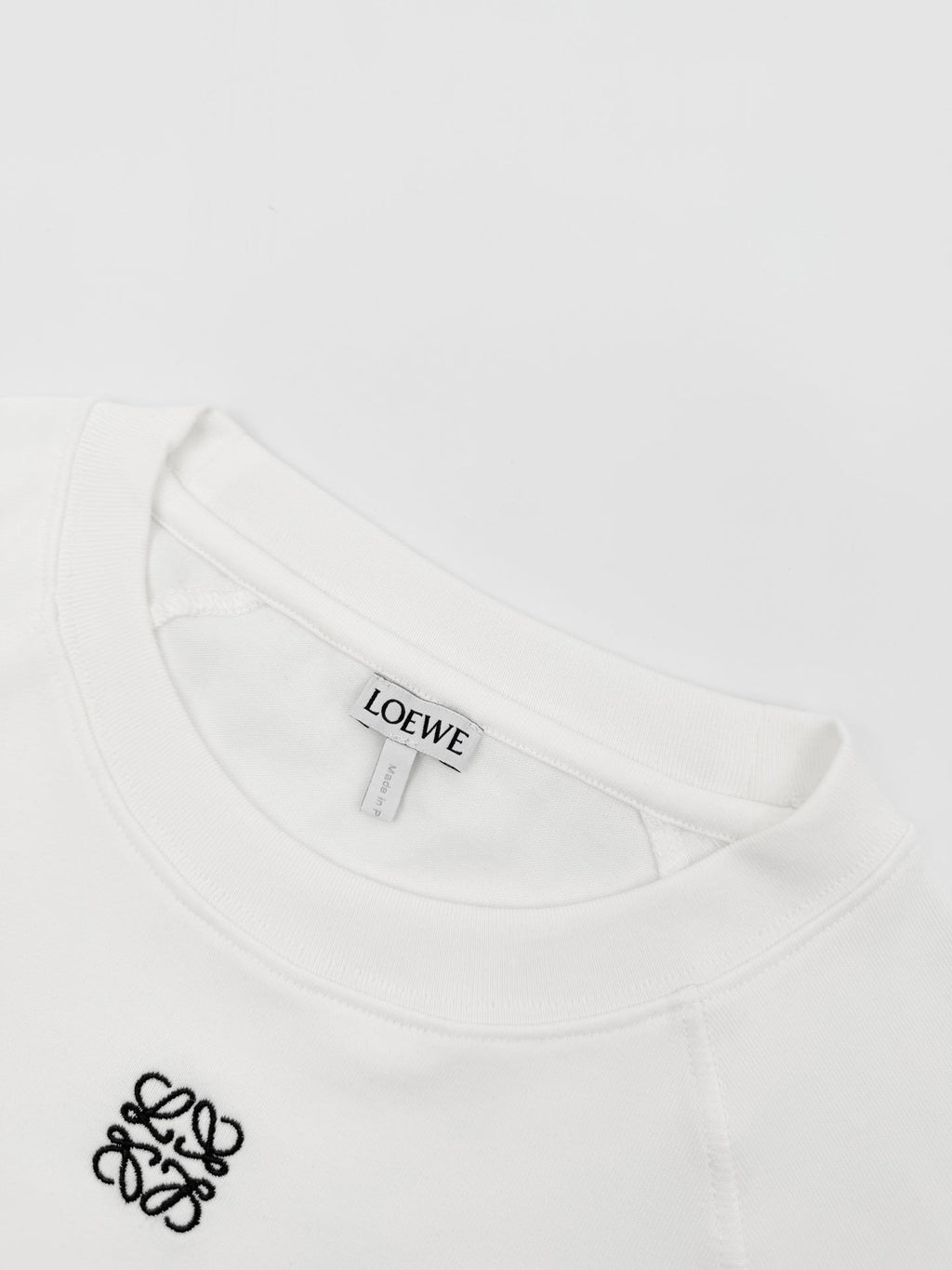 2026 Women's Way Embroidered Short-Sleeved Top (EE412)