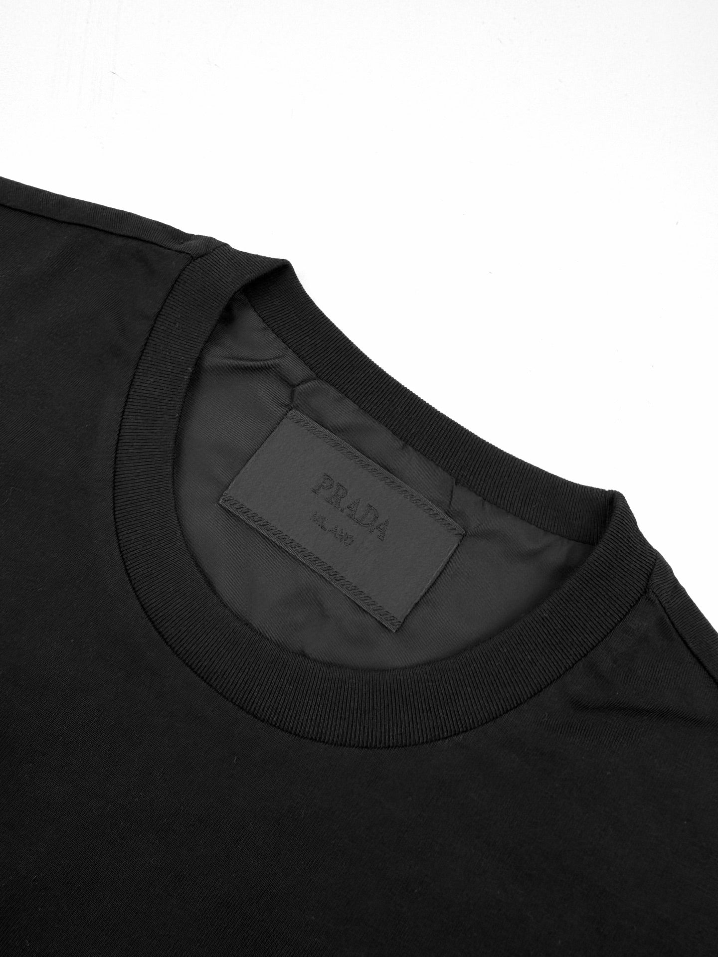 2026 New Triangle Brand Short-Sleeved Top (BB762-A25)