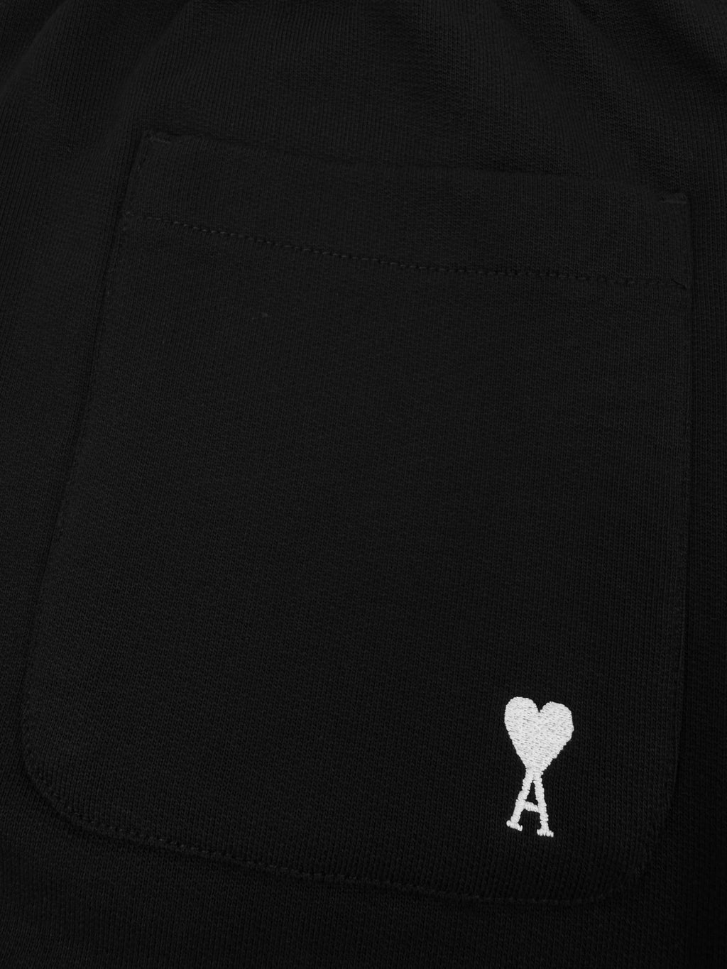 2026 New Heart A Heart Embroidered Shorts (BB843-A30)