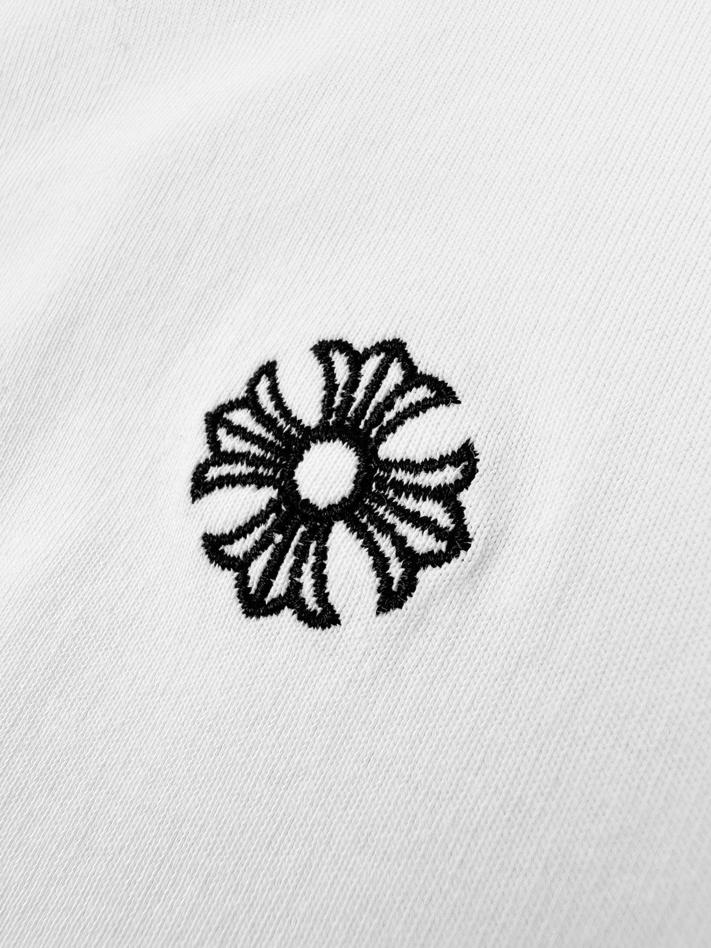 2026 Women's CH Cross Motif Short-Sleeved T-Shirt (DD122)