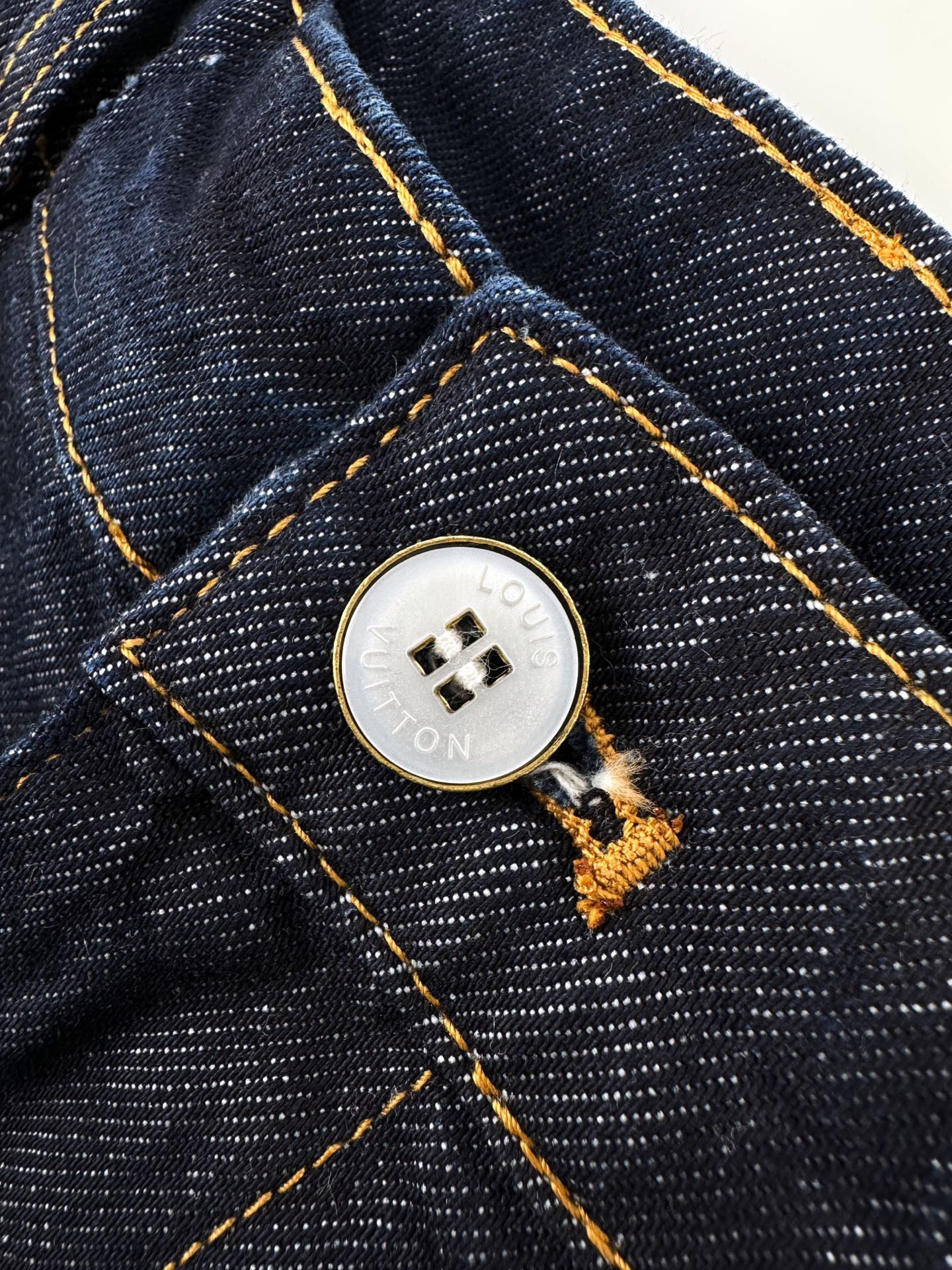 2026 New LY Logo Denim Shorts (BB850-A65)