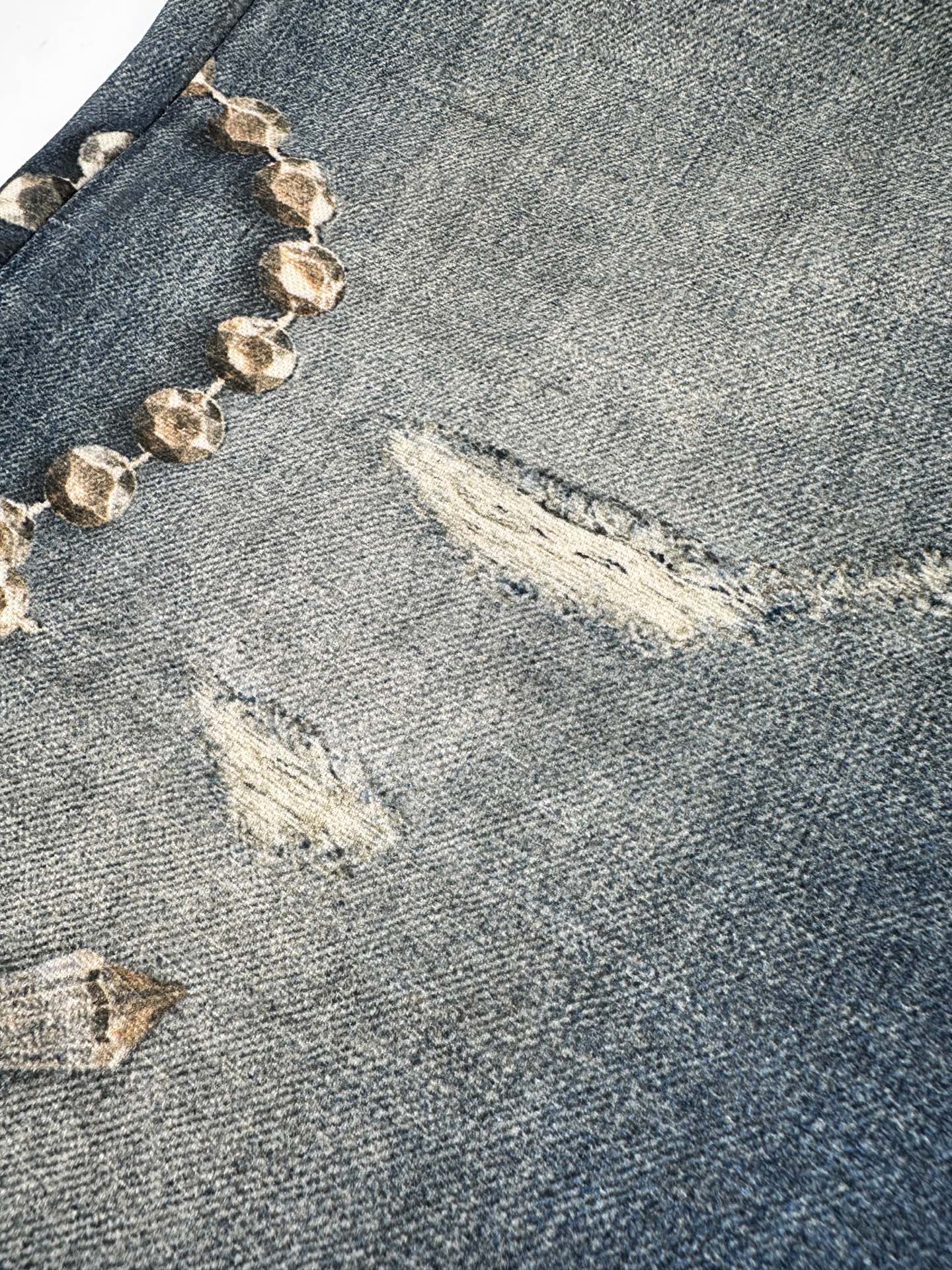 2026 New Acn Optical Illusion Print Distressed Denim Trousers (BB851-C05)