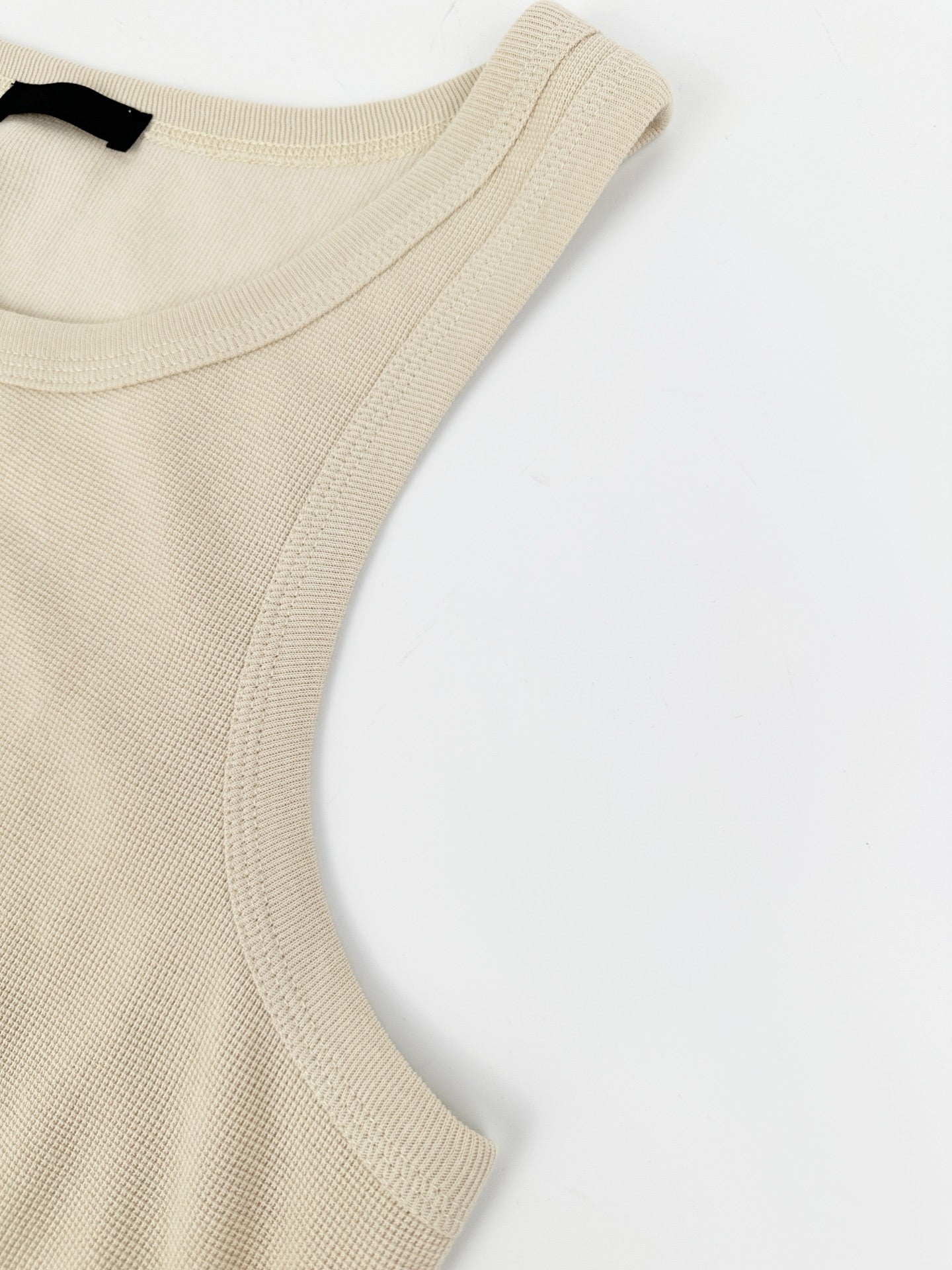 2026 New Triangle Brand Triangular Logo Vest (CC990-A15)