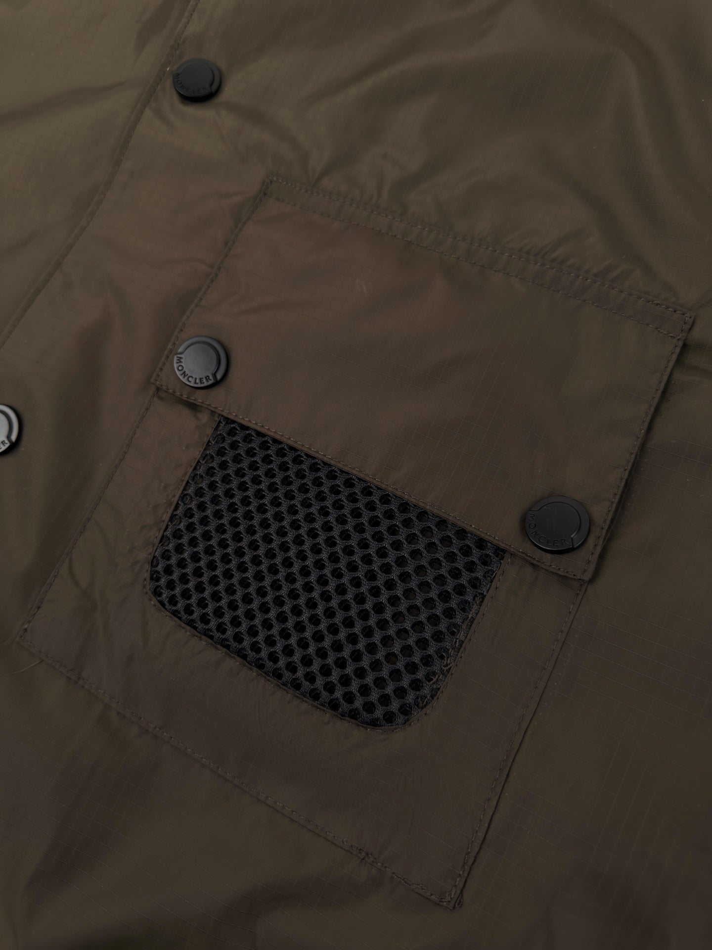 2026 New Mon Logo Patch Pocket Short-Sleeved Shirt (AA613-A85)