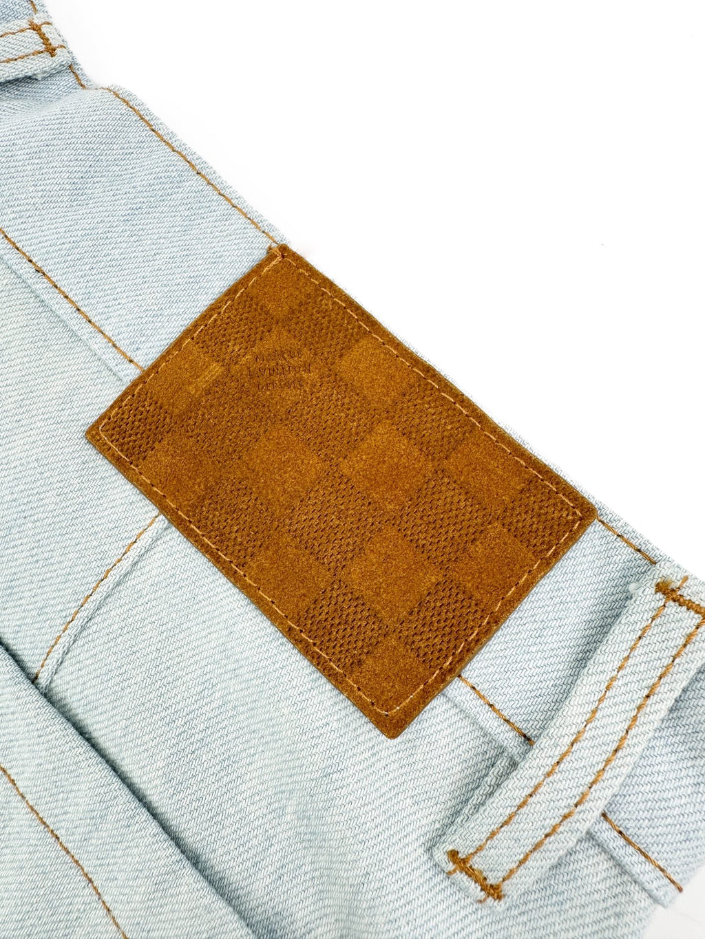 2026 New Arrival: LY Embroidered Denim Shorts (BB839-A80)