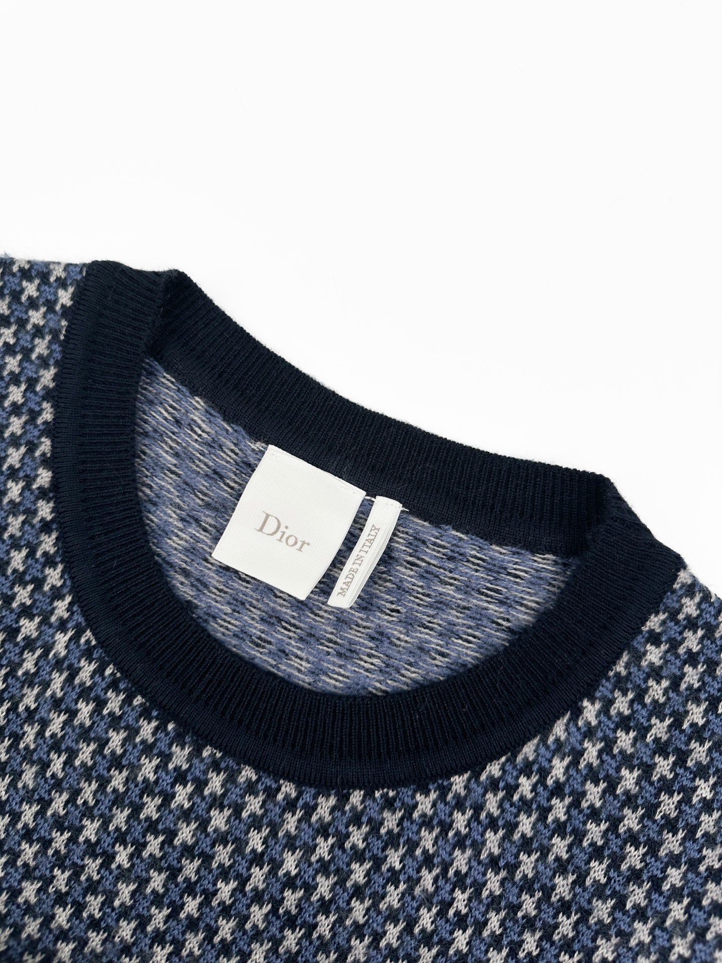 2026 Women's CD Jacquard Embroidered Short-Sleeved Jumper (DD110)
