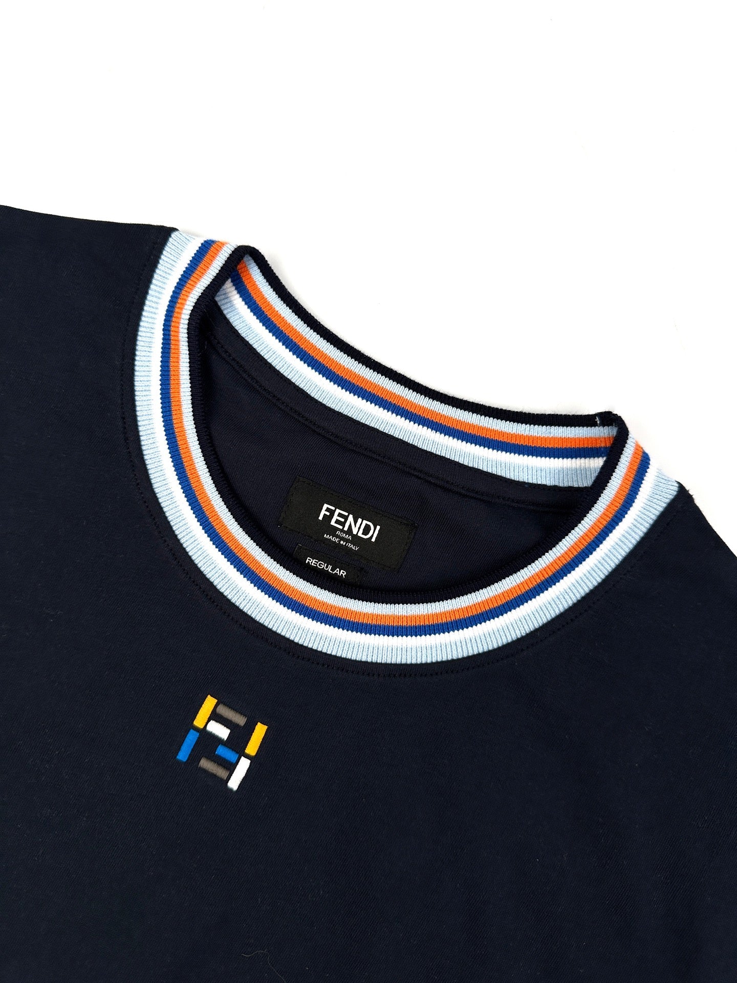 2026 New FF Two-Tone Embroidered Short-Sleeve Shirt (AA643-A10)