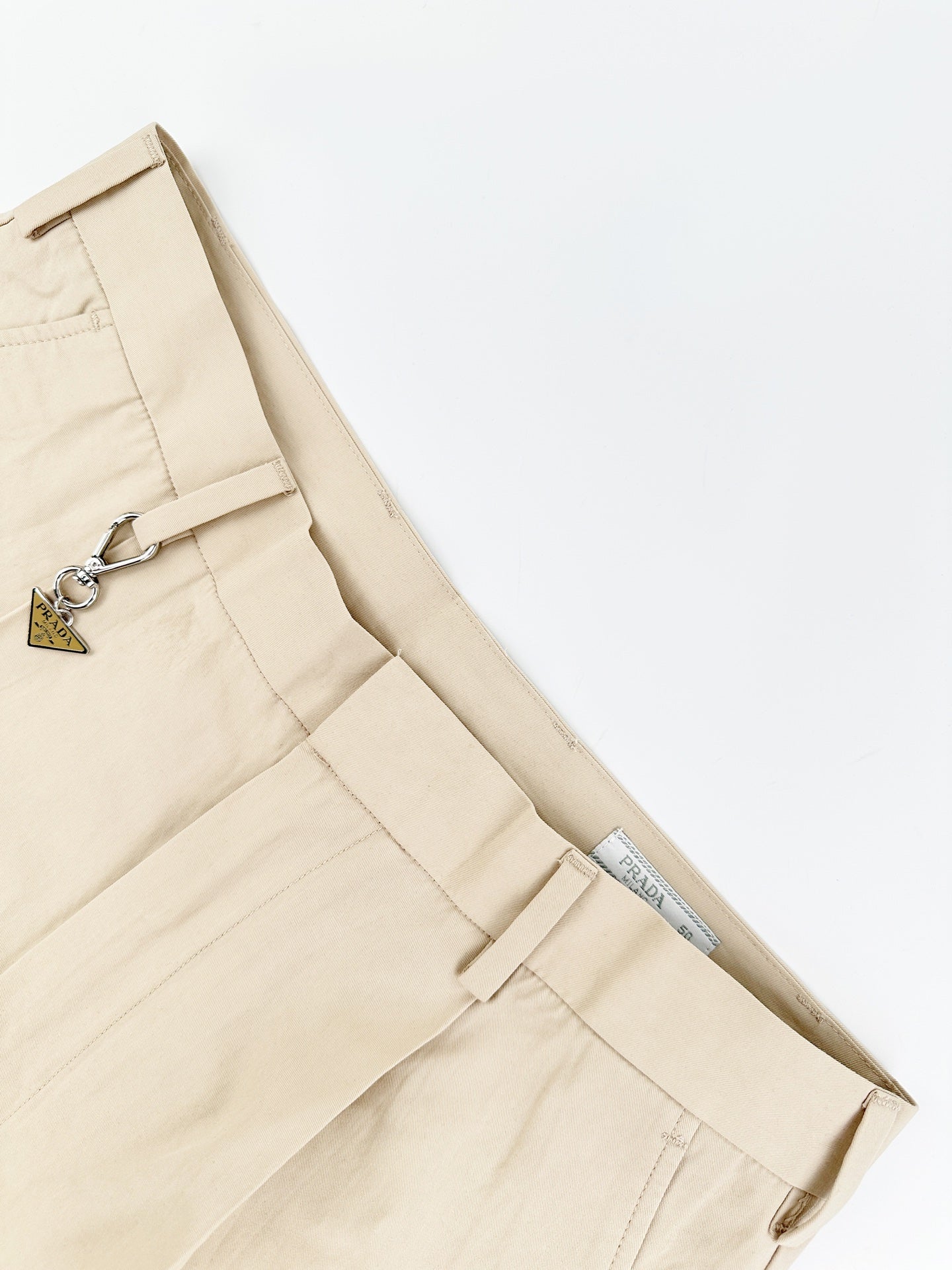 2026 New Triangle Brand Logo Keyring Trousers (BB860-B25)
