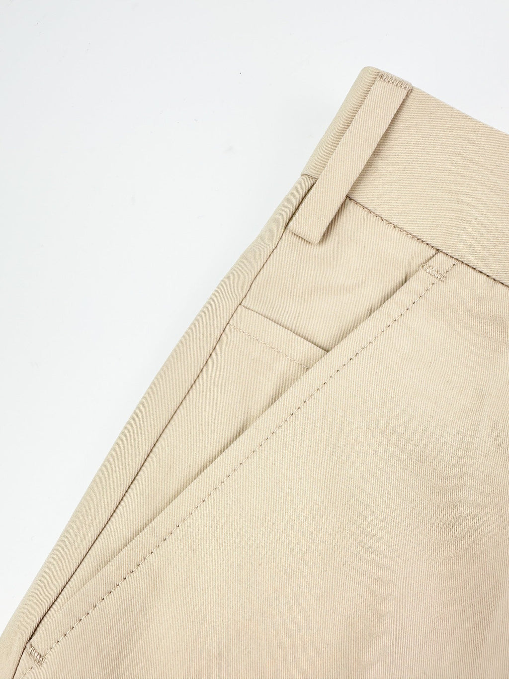 2026 New Triangle Brand Logo Keyring Trousers (BB860-B25)