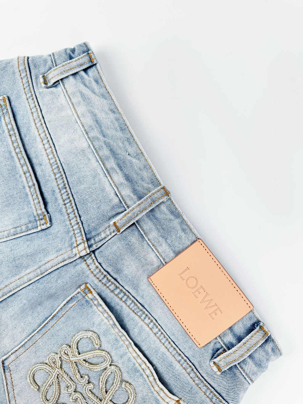2026 Women's Way Embroidered Leather Denim Shorts (EE422)