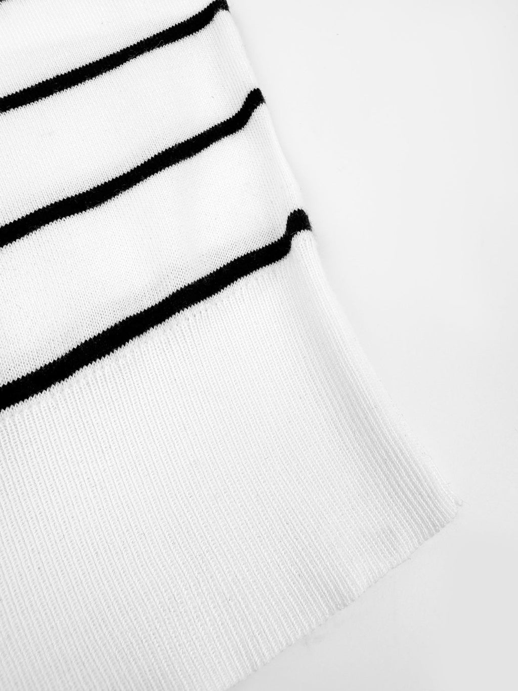 2026 New Triangle Brand Logo Striped Polo-Neck Knit (CC991-A70)