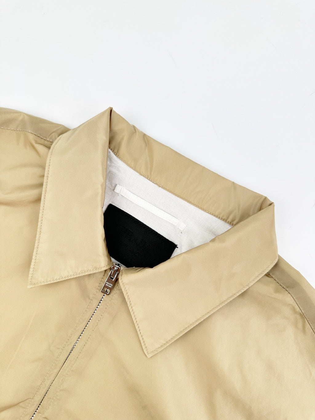 2026 New Triangle Brand Zipper Short-Sleeve Shirt (CC982-A85)