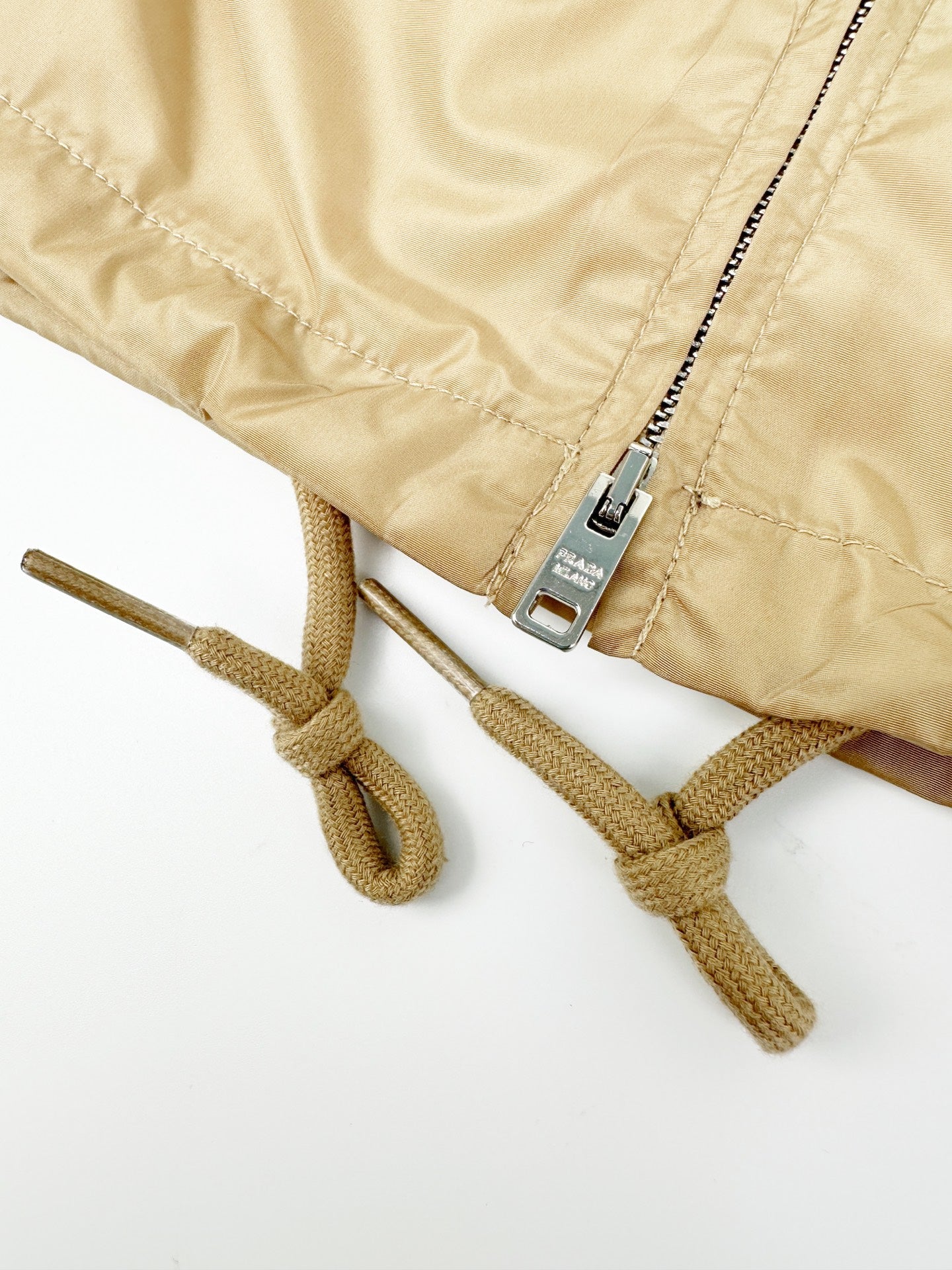 2026 New Triangle Brand Zipper Short-Sleeve Shirt (CC982-A85)