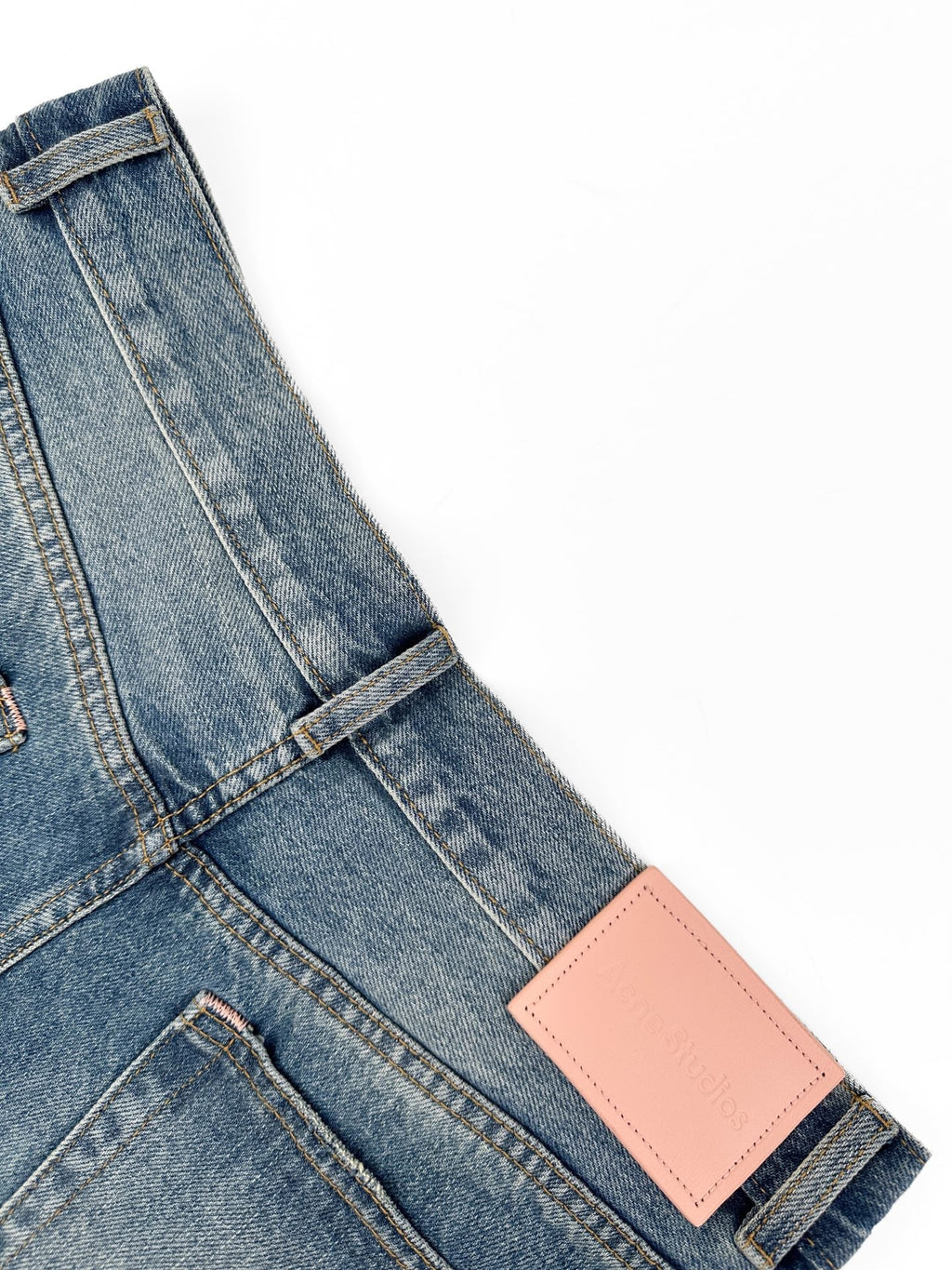2026 New Arrival Acn Distressed Ripped Jeans (CC994-B60)