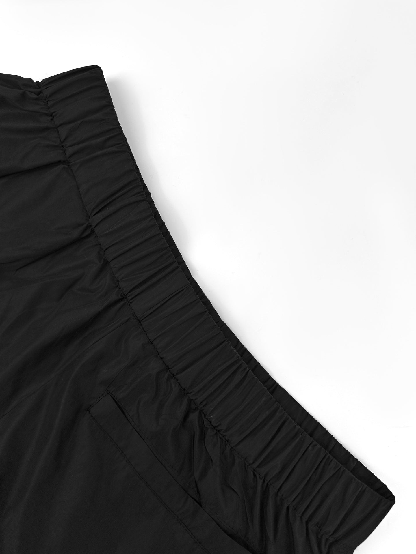 2026 New Model Mon Logo Patch Shorts (AA586-A75)