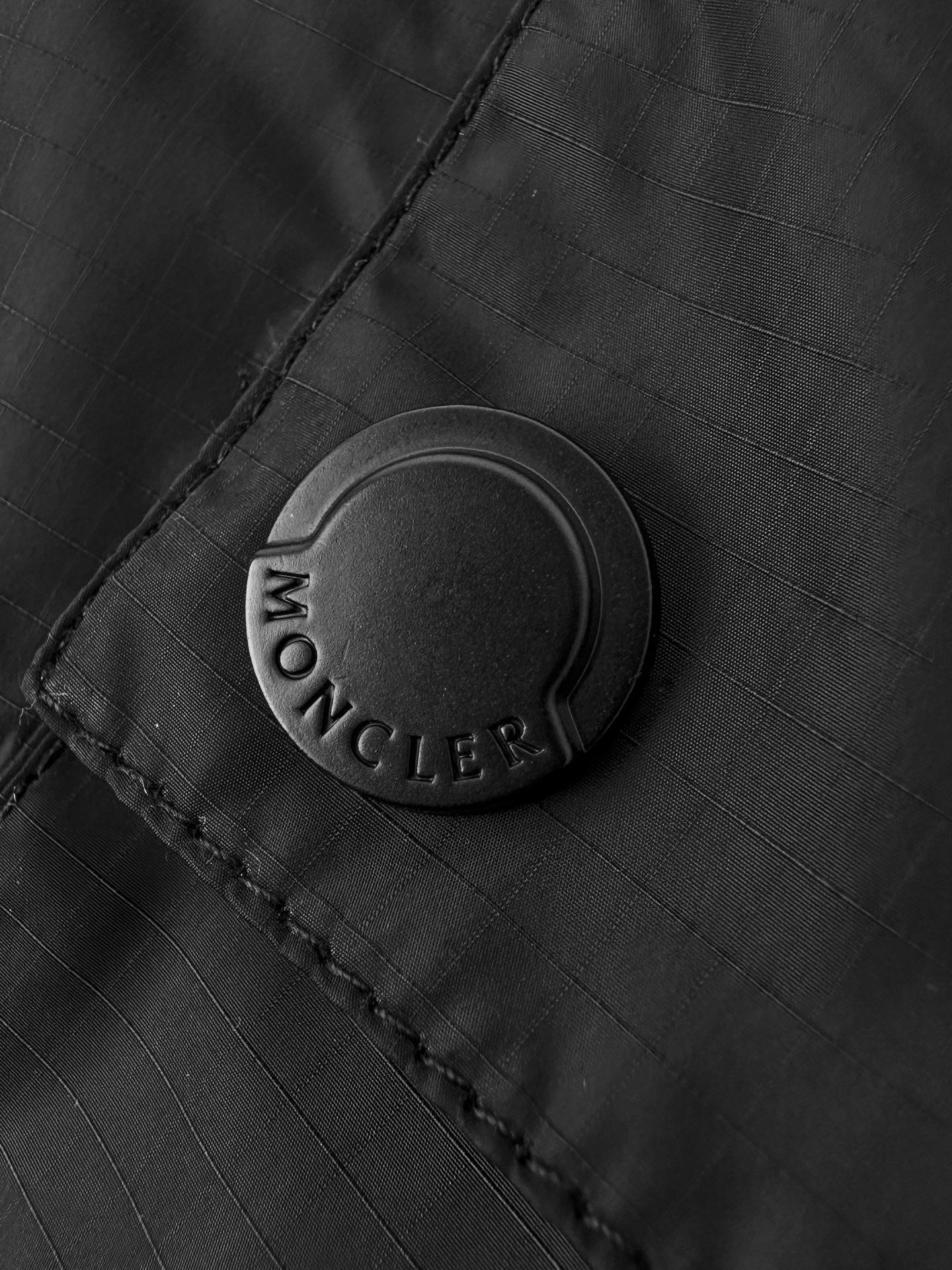 2026 New Model Mon Logo Patch Shorts (AA586-A75)