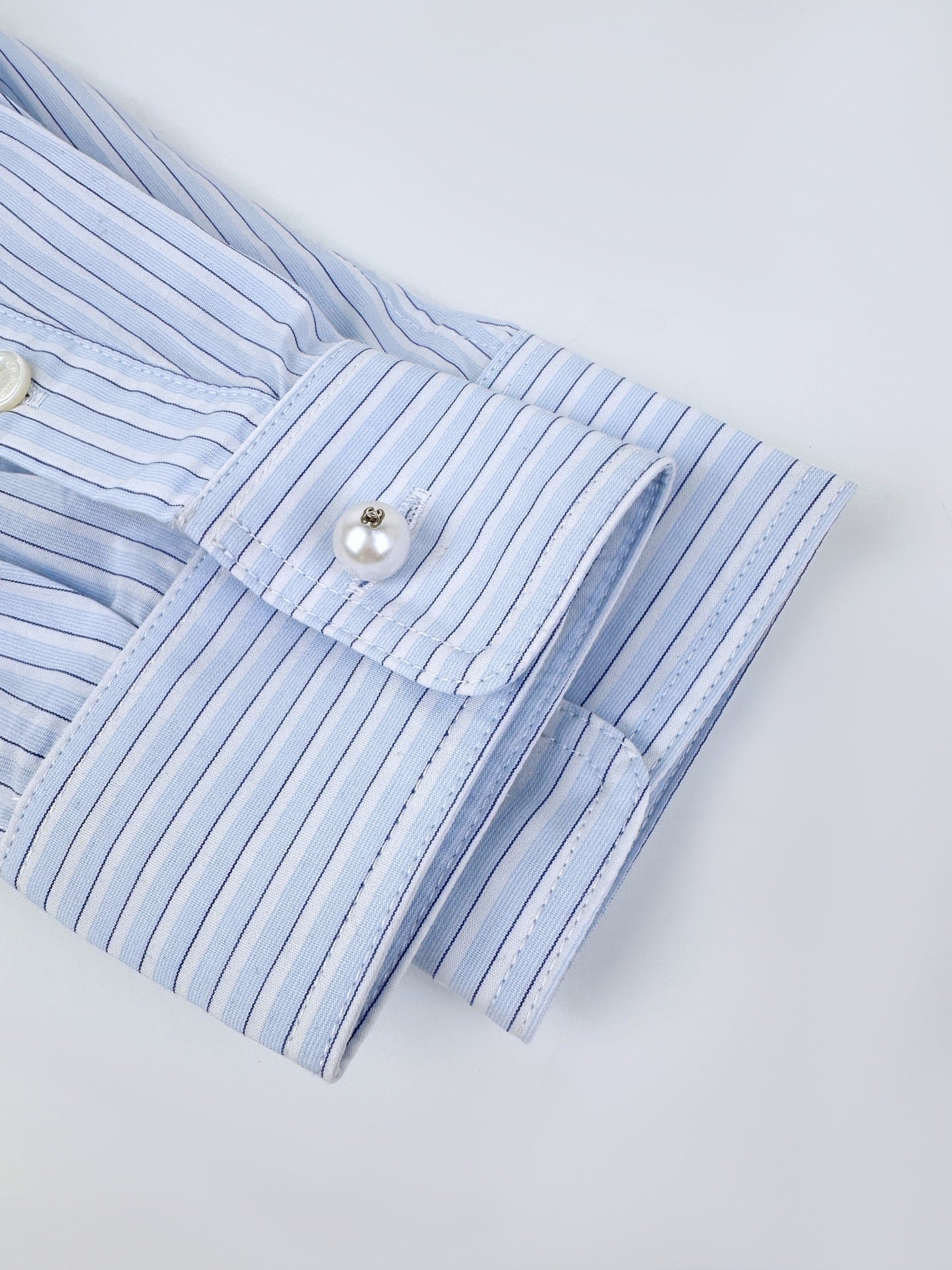 2026 Women's CC Logo Striped Shirt (FF737)