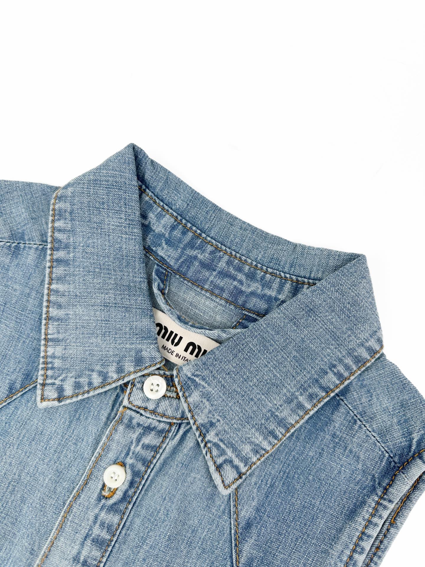 2026 Women's MM Logo Belted Denim Jacket (EE434)