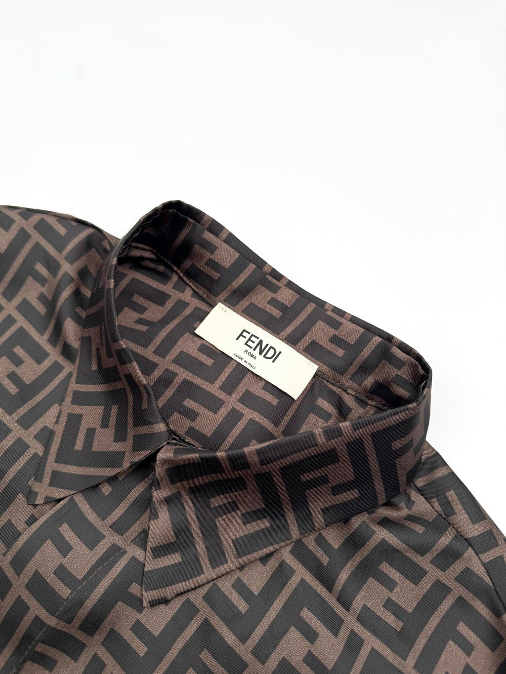 2026 Women's FF Full-Print Shirt (DD152)