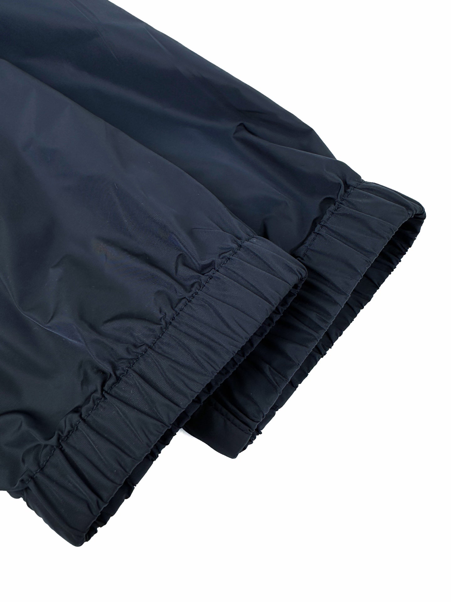 2026 Women's Triangle Brand Hooded Jacket (DD138)