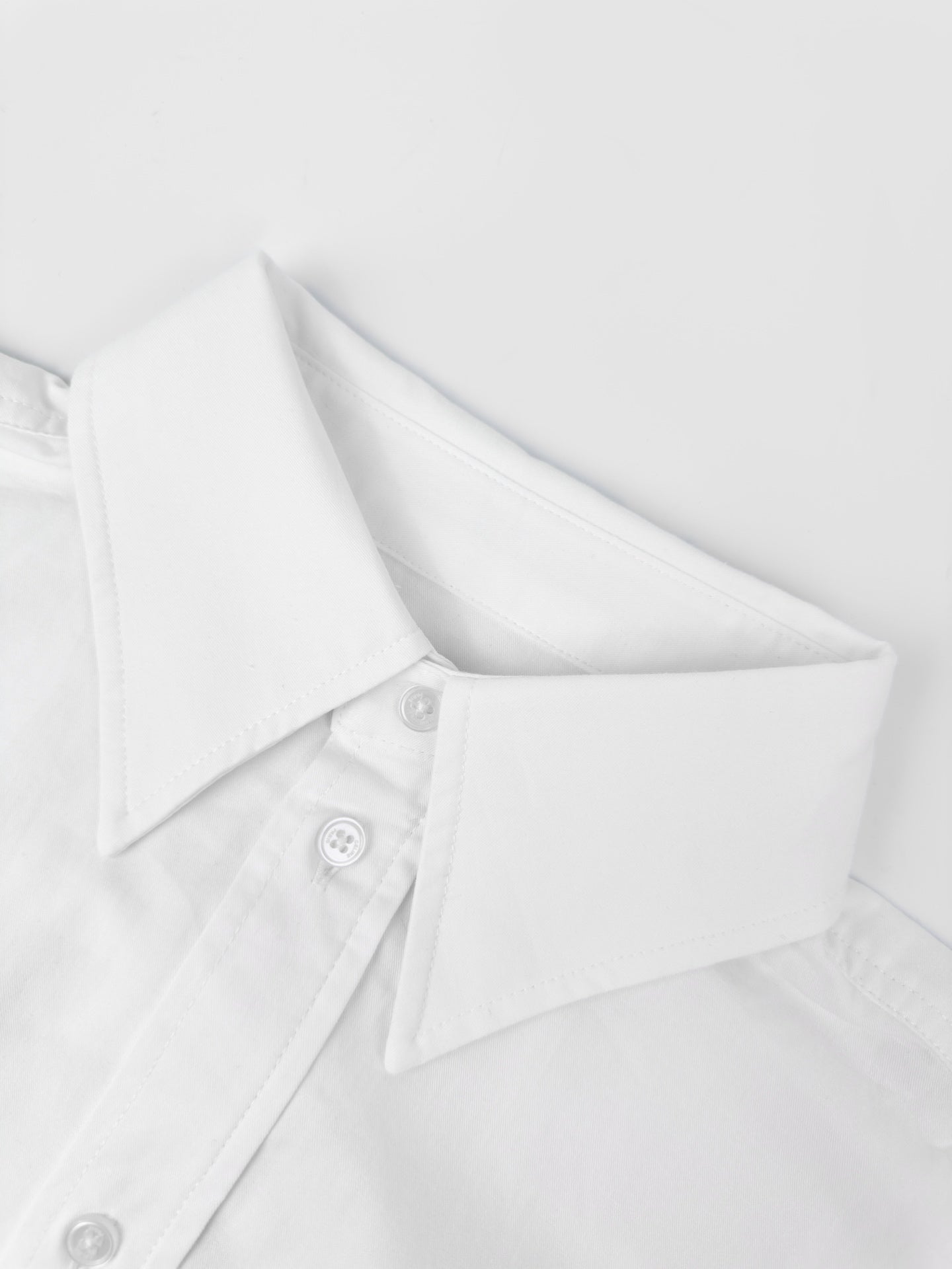 2026 New Model Ce Logo Embroidered Shirt (BB886-B10)