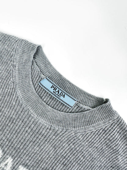 2026 Women's Triangle Brand Logo Long-Sleeved Sweater (FF780)