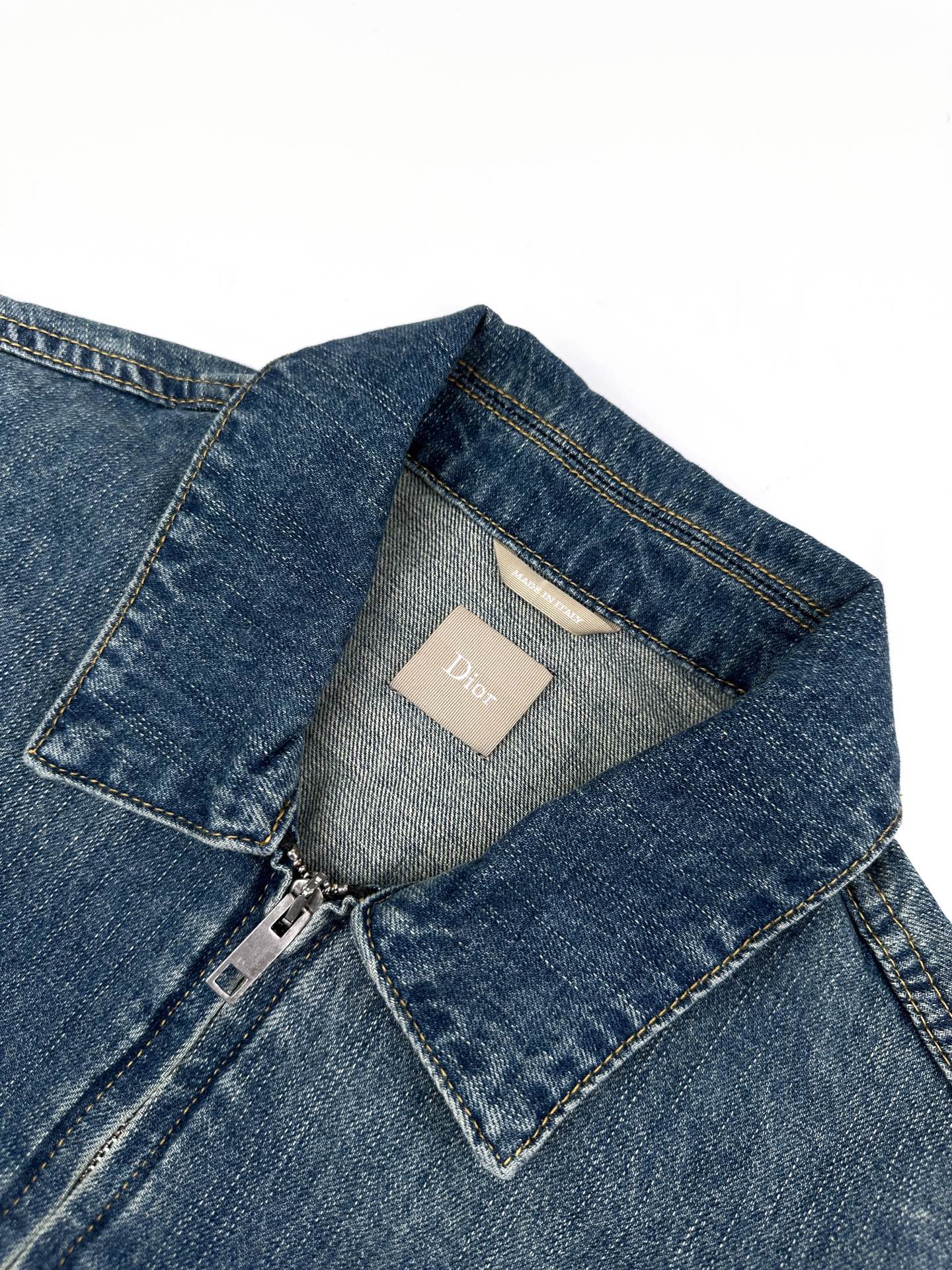 2026 New Style CD Embroidered Zipper Denim Jacket (BB865-B80)