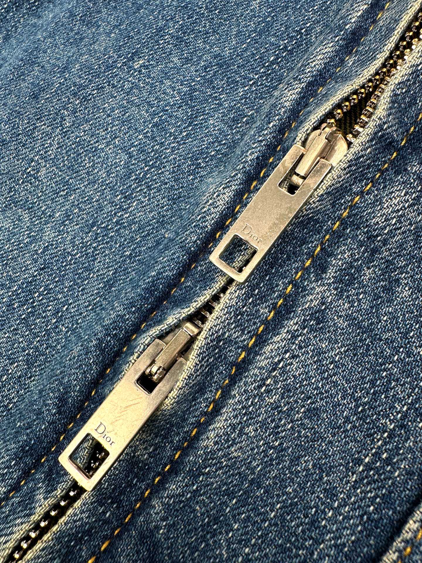 2026 New Style CD Embroidered Zipper Denim Jacket (BB865-B80)